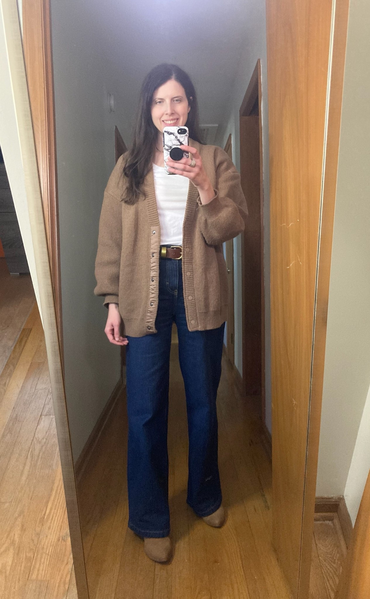 Neutral cardigan winter outfit I wore over the weekend! 



#LTKgrwm #LTKootd #LTKdayinmylife