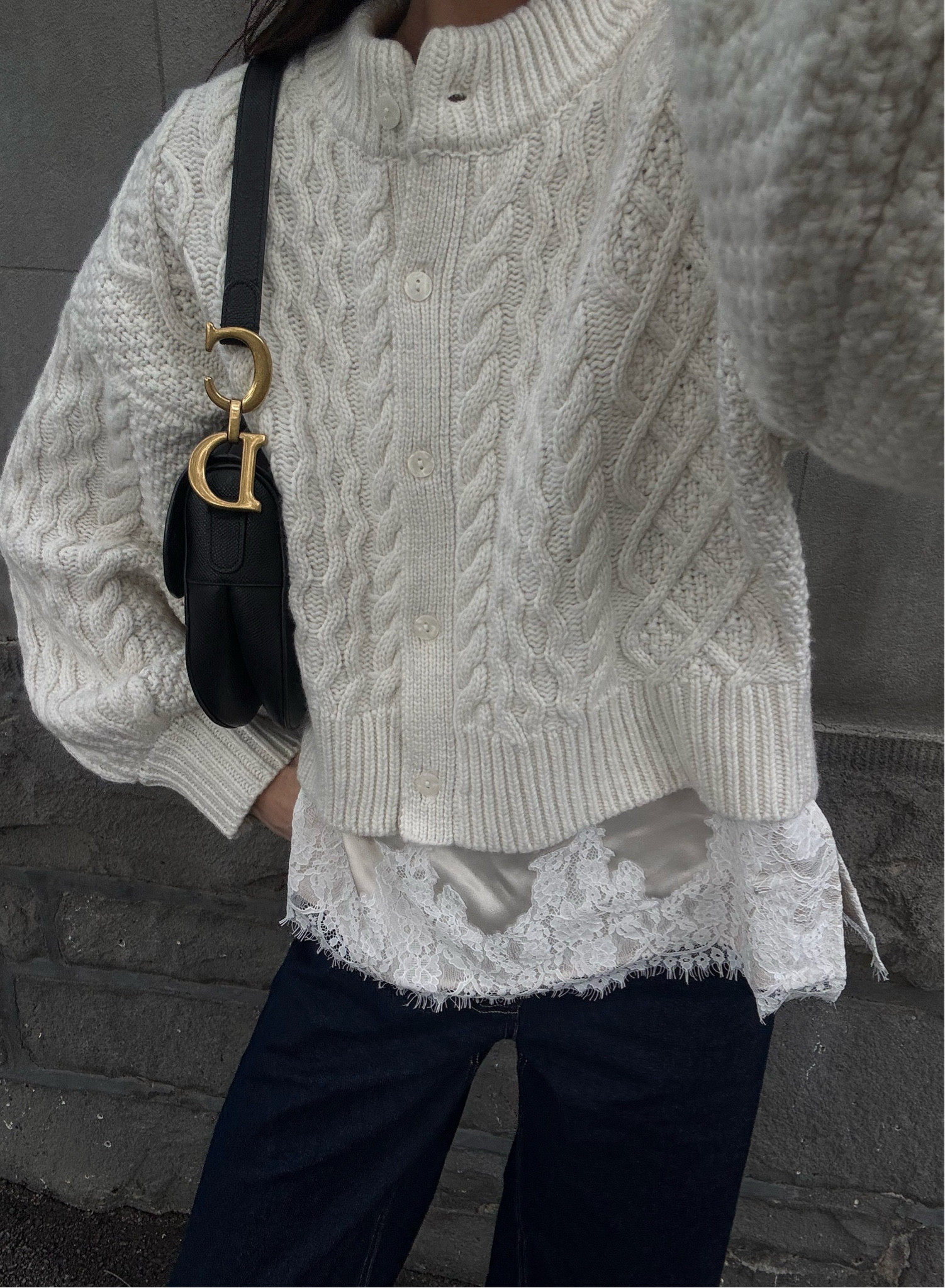 New go to outfit 
Obsessed with this new cardigan 
I got in a size XS 

#LTKaustralia #LTKwinter #LTKstyletip