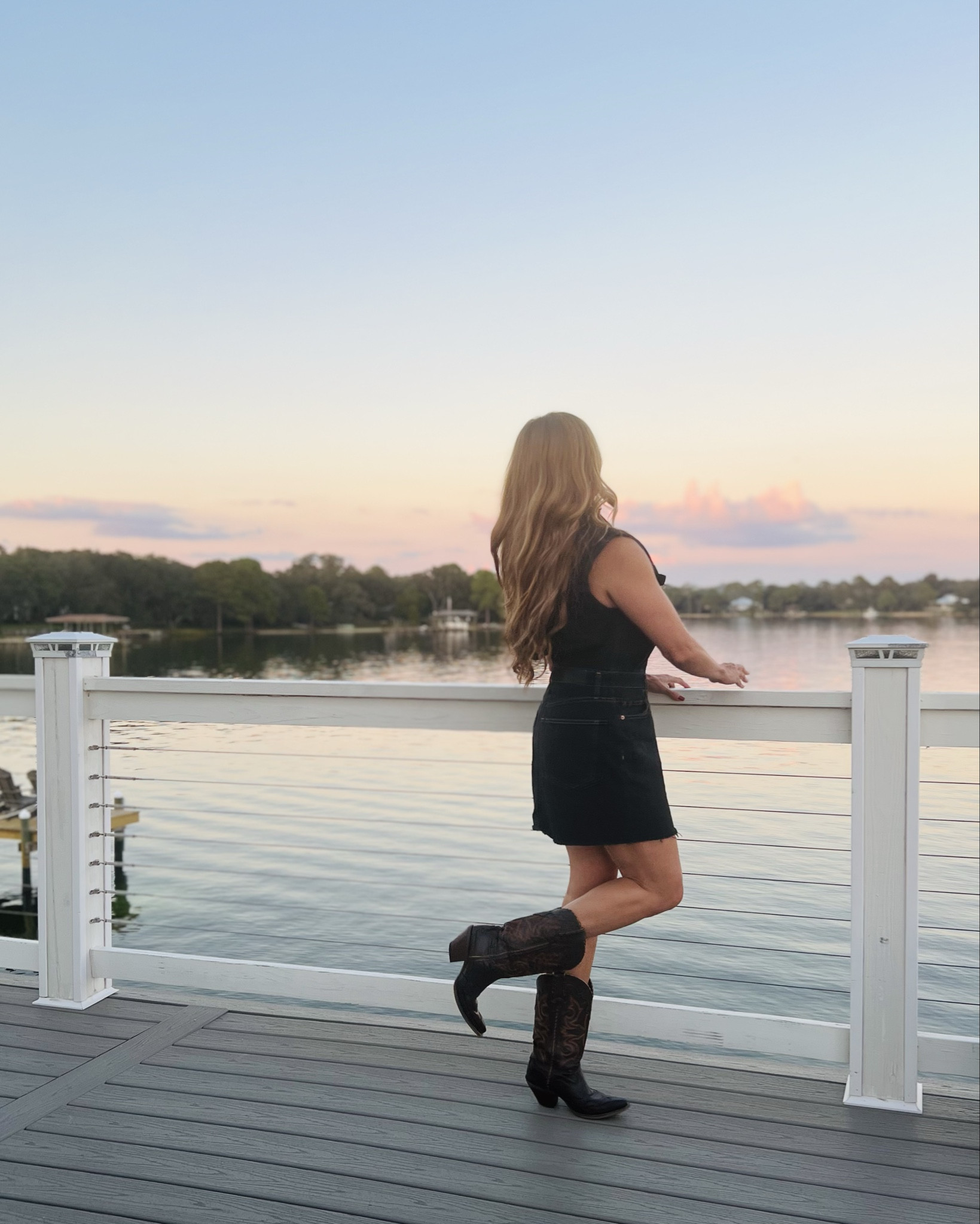 Boots that were made for walking and a sexy denim dress - perfect fall transition!  
What are your favorite fall pieces? 

#LTKOver40 #LTKShoeCrush #LTKStyleTip