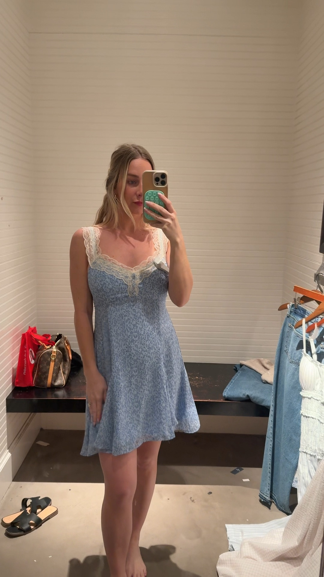 Obsessed with this dress 🤍👗

#LTKPetite #LTKootd #LTKBump