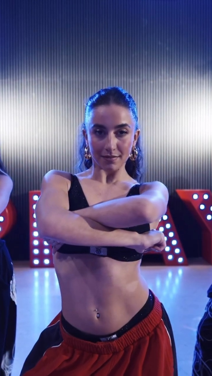 Victoria Secret bra for the win!

assisting motha @jojogomezxo !! love you so much 👸🏻✨✨✨✨

#LTKActive #LTKHoliday #LTKGiftGuide