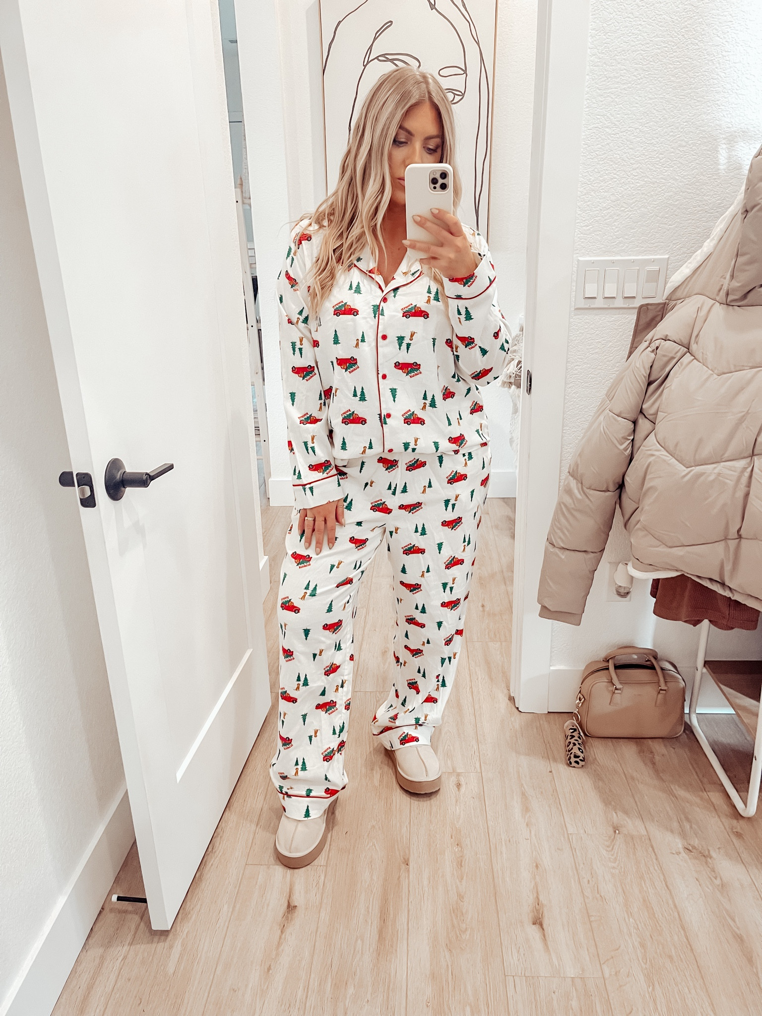 @walmartfashion holiday pjs #WalmartPartner #WalmartFashion 

Size large 

#LTKSeasonal #LTKGiftGuide #LTKHoliday
