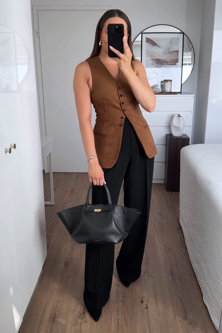 What to wear this fall 🖤

Wearing the waistcoat in a size 38

#LTKautumn #LTKstyletip #LTKeurope