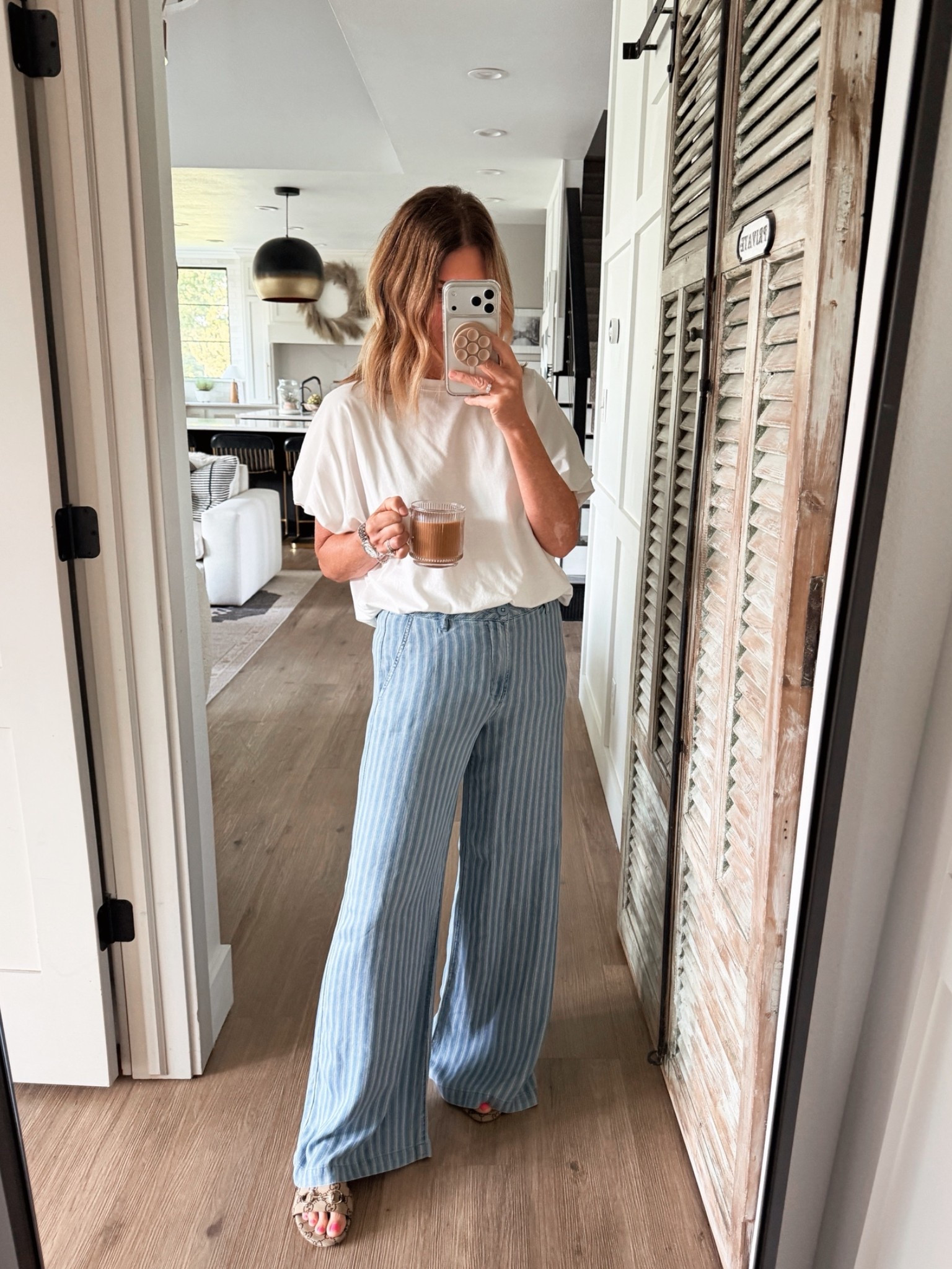 Medium top and size 4 wide leg striped

#LTKOver40 #LTKootd