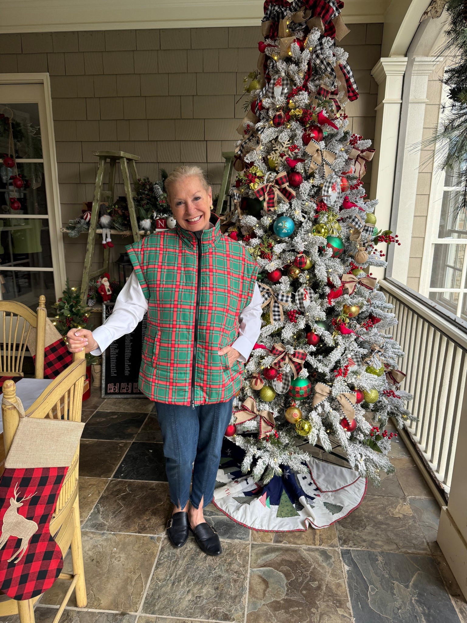 Dear Santa, I’ve been good-ish. Let’s not get caught up in the details .

#LTKOver40 #LTKHoliday #LTKootd