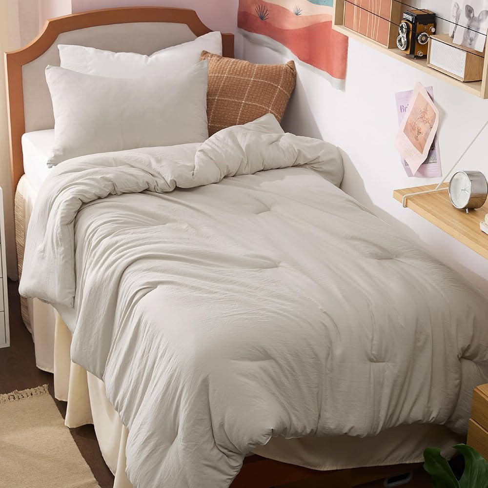 Bedsure Twin/Twin XL Comforter Set, Beige Soft Prewashed Bedding for All Seasons, 2 Pieces Gentle... | Amazon (US)
