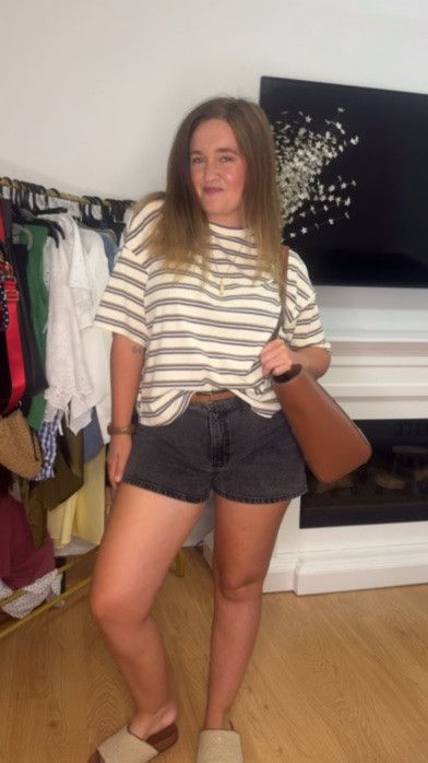 The kind of outfit you’ll reach for on repeat. 🤍 Stripes, black denim, and a classic brown bag = an easy everyday look that never goes out of style. Everything is comfy, easy to mix and match, and perfect for running errands, school drop-offs, or grabbing coffee. ☕✨

Comment LINK and I’ll send you everything!

#AmazonFashion #AmazonFinds #AmazonStyle #EverydayOutfit #CasualStyle #MomStyle #OOTD #SummerStyle #AffordableFashion #AmazonOutfit #WardrobeBasics #BlackDenimShorts #StripedShirt #LTKStyle #FashionInspo

#LTKgrwm #LTKootd #LTKSeasonal