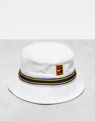 Nike Heritage tennis bucket hat in white | ASOS (Global)