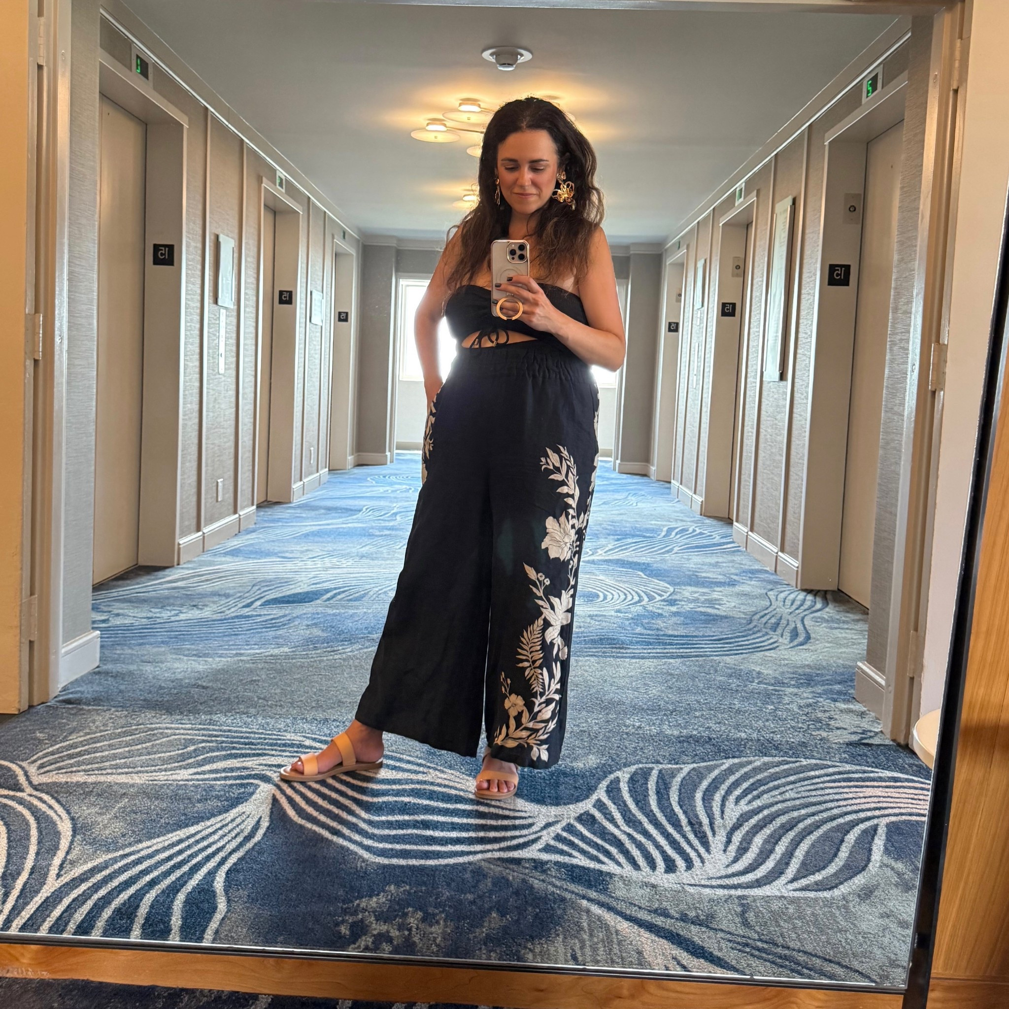 Anthropologie 40% off sale right now! My favorite linen pull on pants no matter what the season, under $40 today. I’ve shared some of my favorite fashion and home deals to transition into the fall season.

Home decor
Fall fashion 
Free people

#LTKHome #LTKStyleTip #LTKSaleAlert