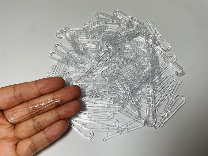 Packaging:You will get 160pcs 2inch plastic alligator clips with Teeth in a sealed packages | Amazon (US)