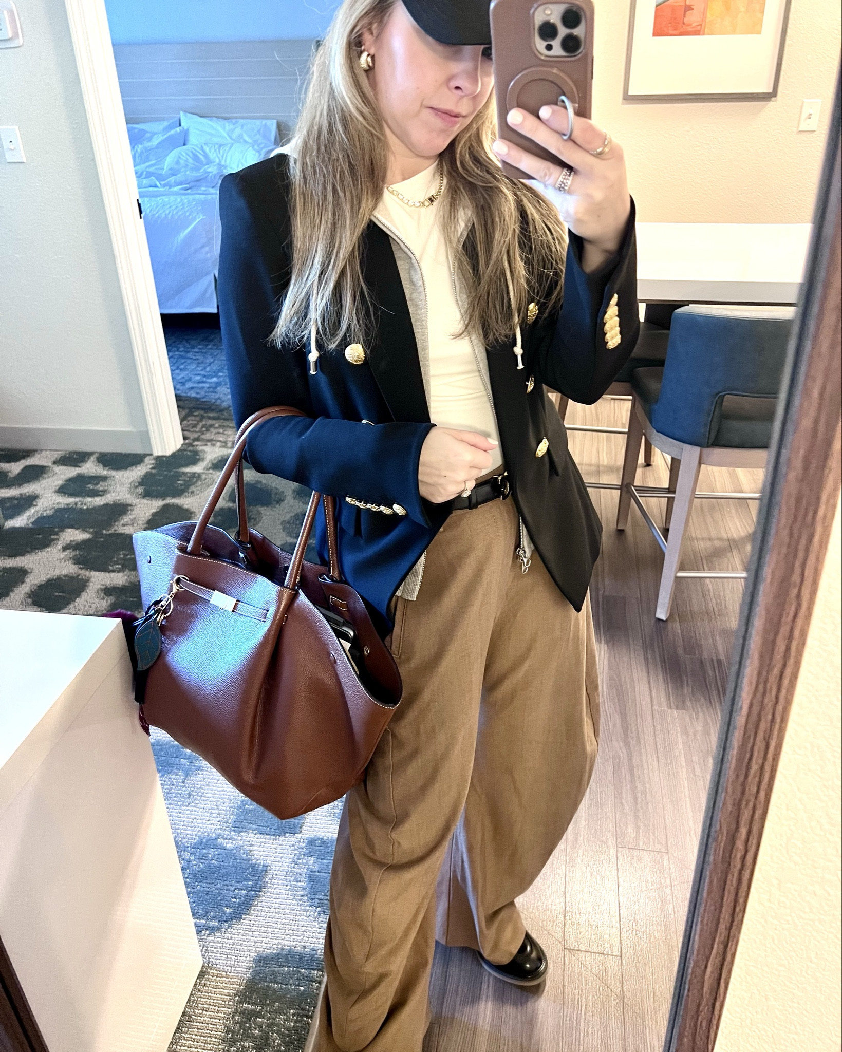 Workwear that gives a laidback vibe while still feeling polished

#LTKWorkwear #LTKOver40