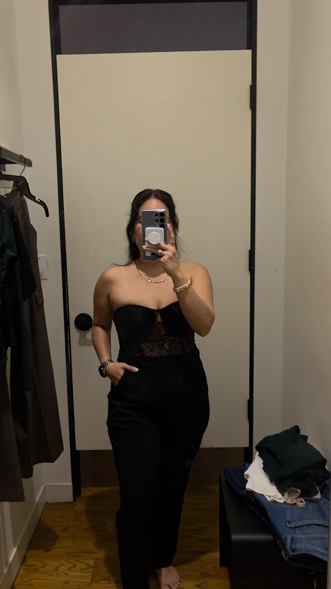 Chic holiday outfit

Party outfit | jumpsuit | party looks | holiday outfit idea

#LTKSaleAlert #LTKPetite #LTKParties