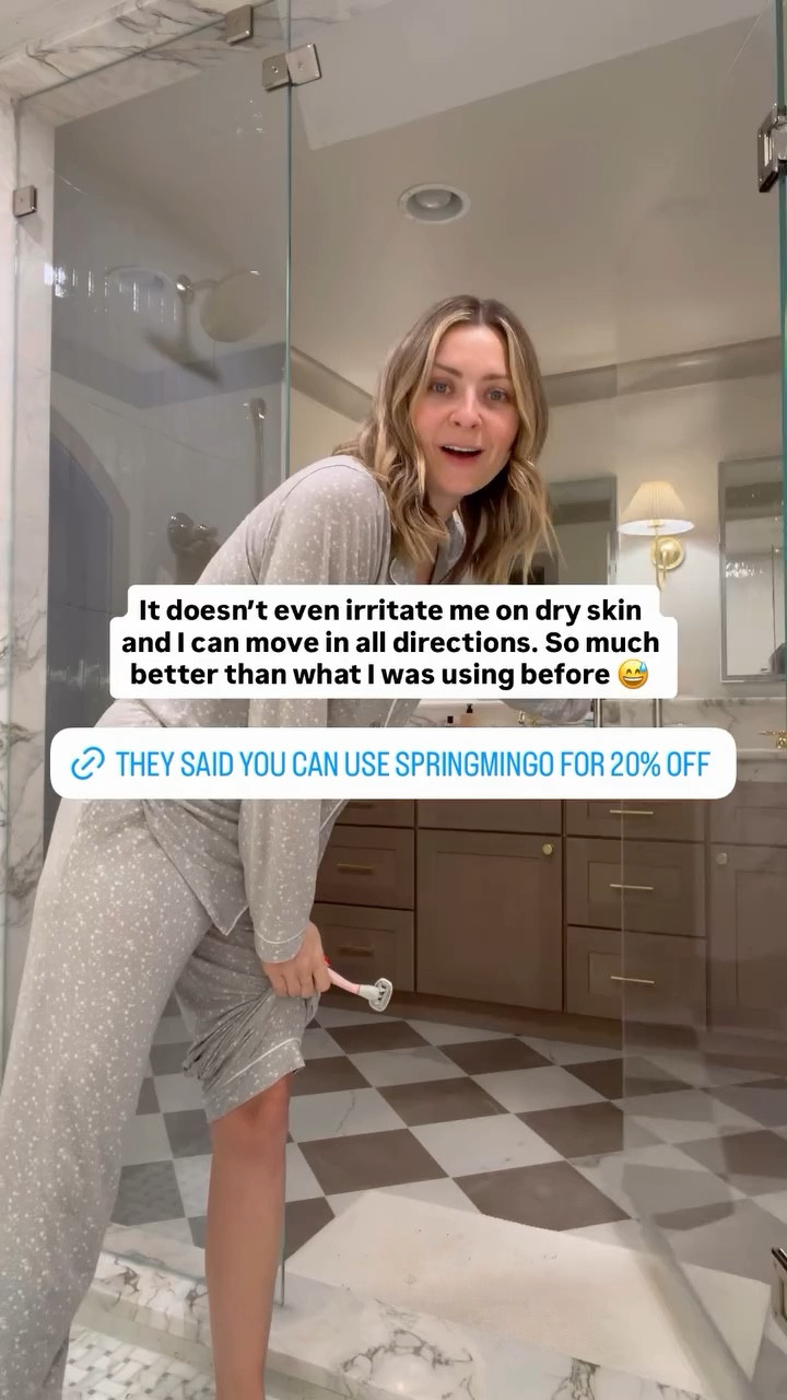 It doesn’t even irritate me on dry skin and I can move in all directions. So much better than what I was using before 😅