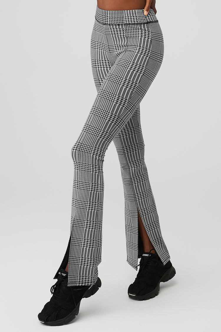 Core: Titanium/BlackShop All | Alo Yoga (US)