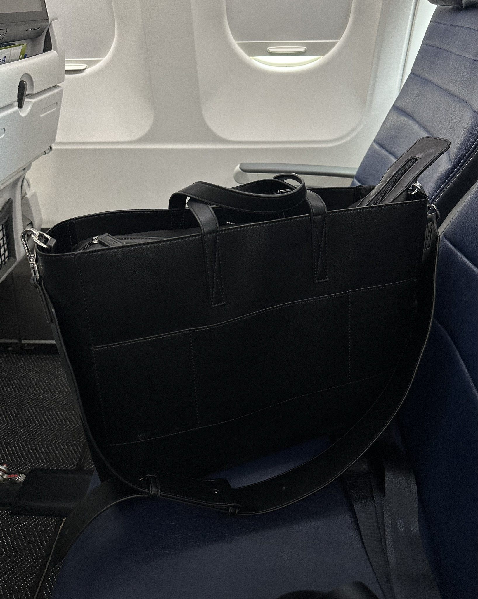 My favorite travel/work bag! 

#LTKWorkwear #LTKItBag #LTKTravel