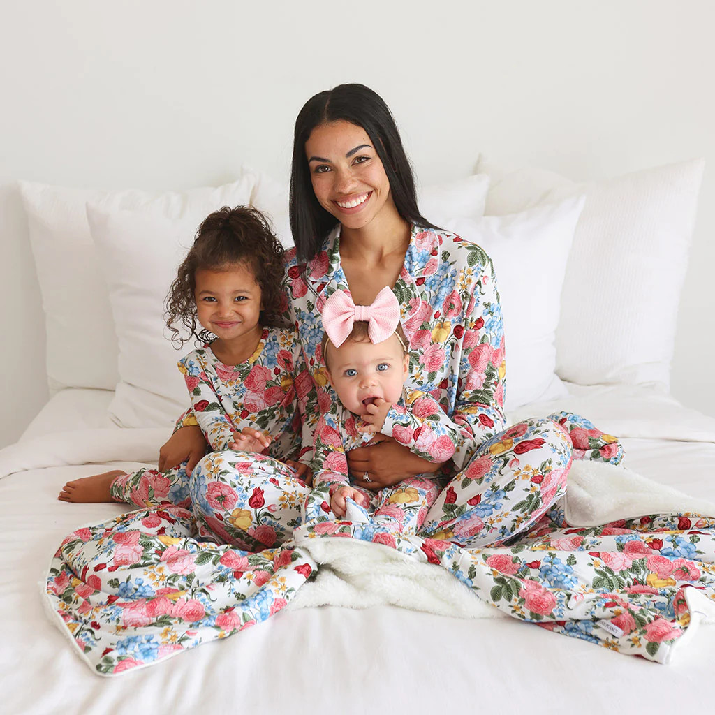 Floral White Luxe Womens Pajamas | Rubina | Posh Peanut