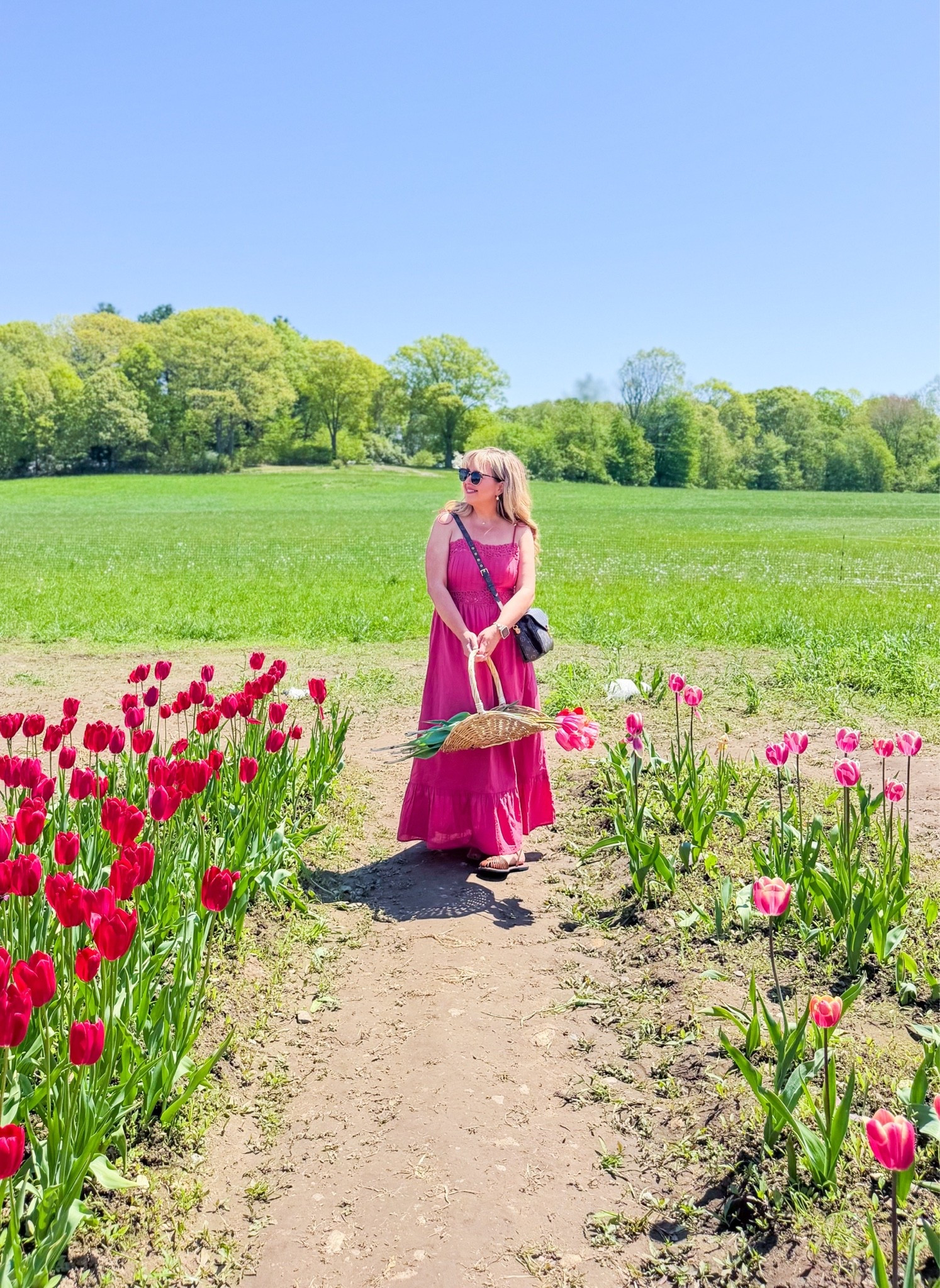 Tulip picking. 🫶🏻🌷

#LTKootd