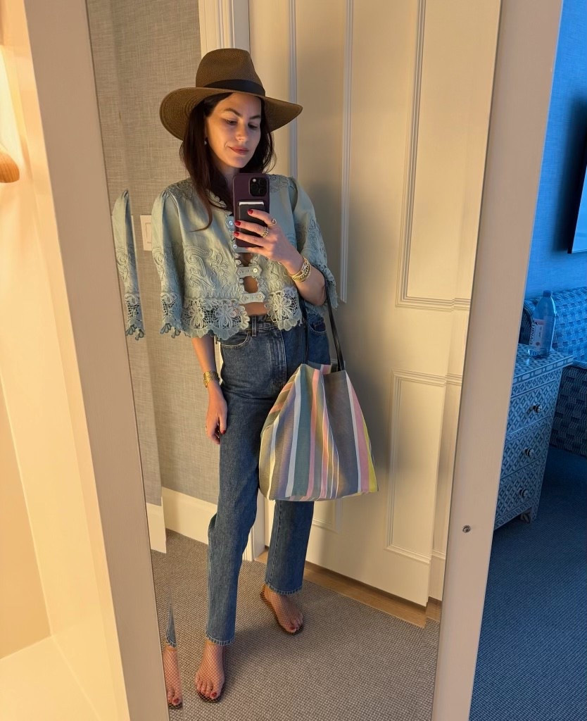 What I wore in NYC!

Women’s fashion, summer outfits, summer outfit inspo, summer fashion, summer style, trendy fashion, chic fashion, travel outfit, mom style, New York outfit inspo 


#LTKStyleTip #LTKOver40 #LTKSeasonal