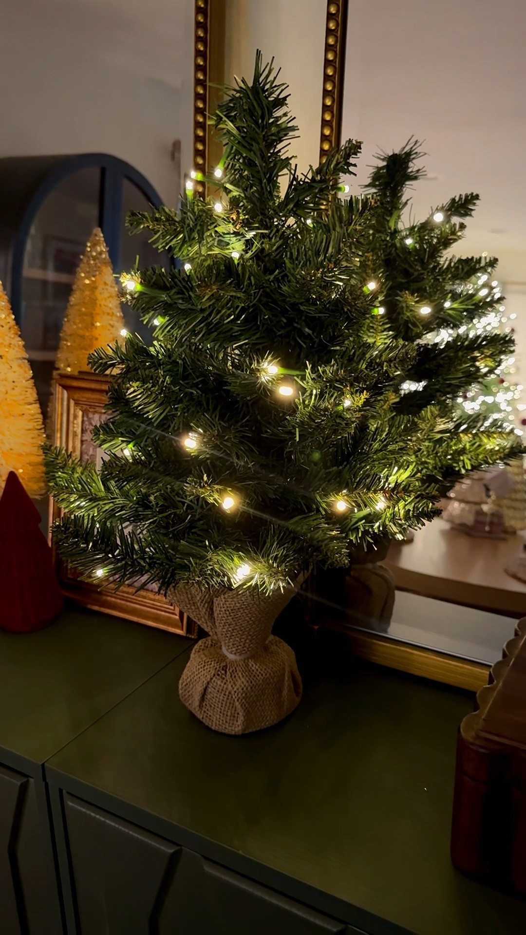 Found these little light up Christmas trees on Amazon! It was a more affordable option from some others I’d been eyeing! These are good quality! Also has a timer setting. 

Home decor, Christmas decor, holiday decor, Amazon finds, living room decor

#LTKMidsize #LTKHome #LTKHoliday