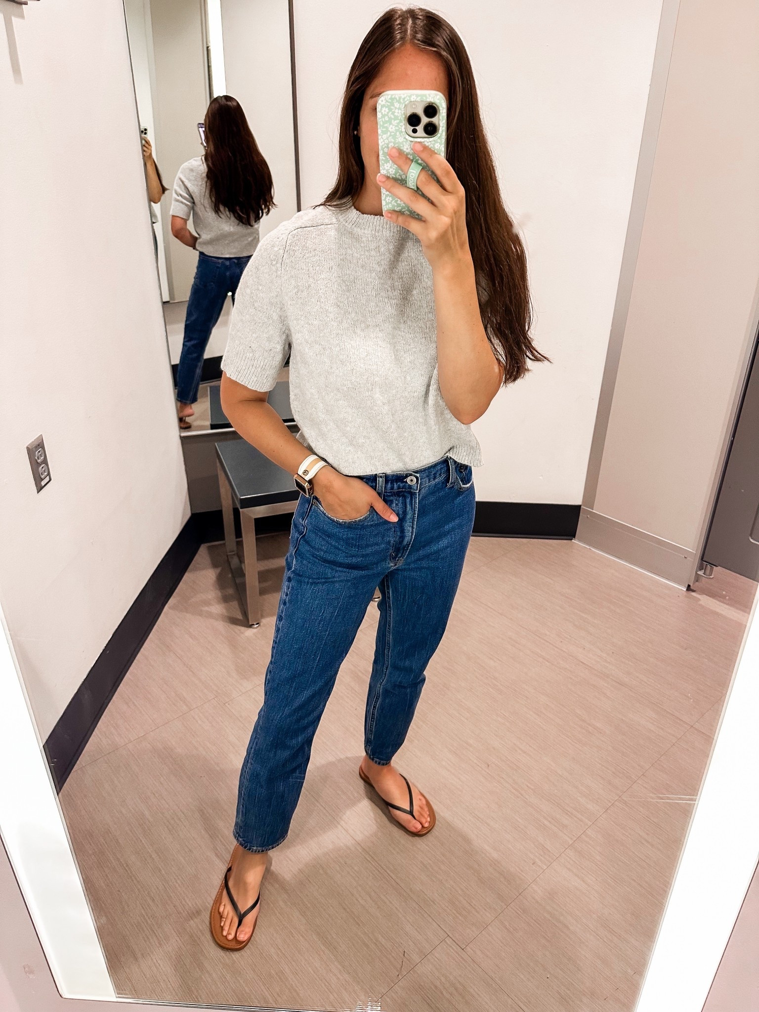 The softer sweater tops size XS s
Pants tts short 

#LTKStyleTip #LTKFindsUnder100 #LTKFindsUnder50