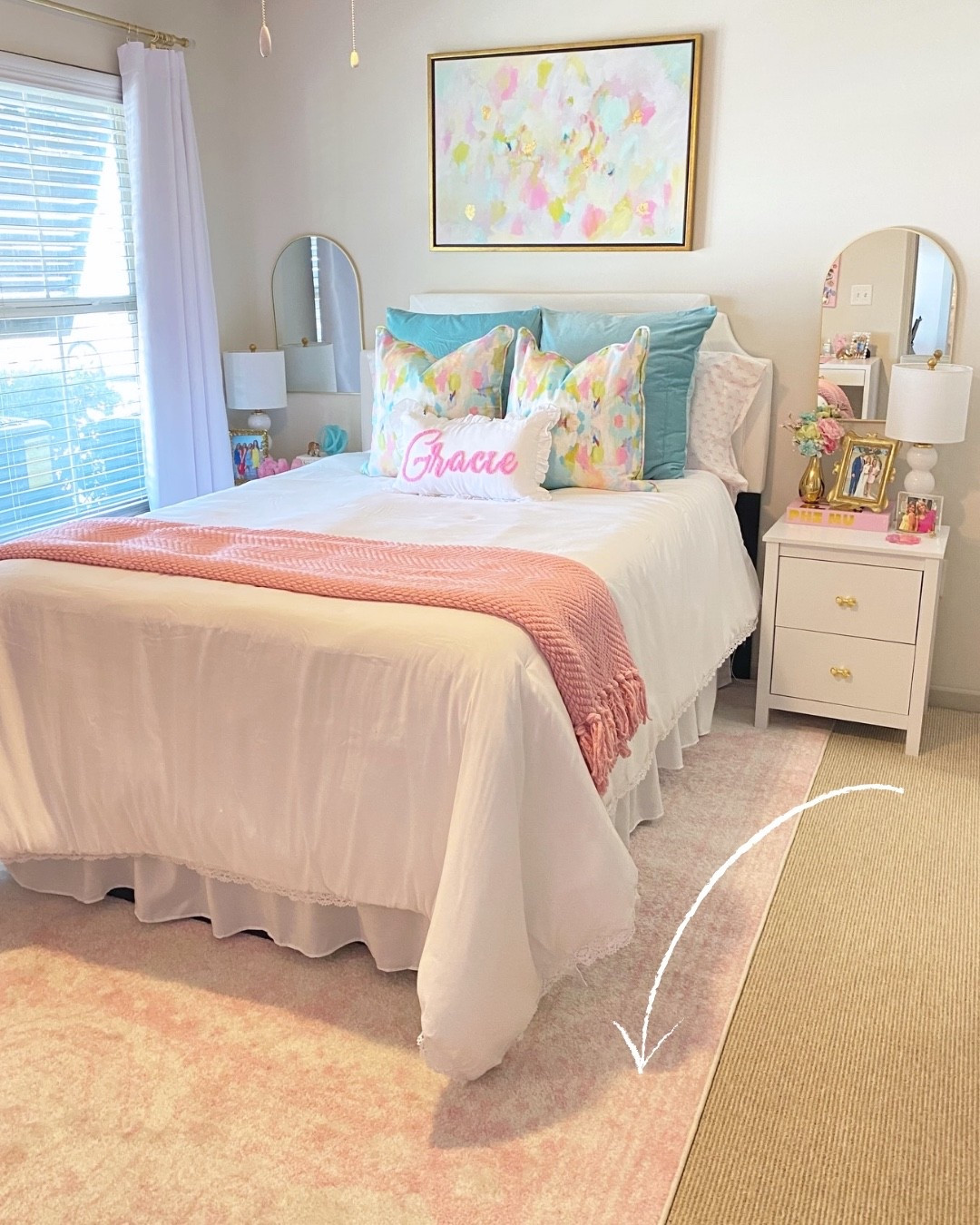 The perfect dorm and girls bedroom 
Iight neutral pink rug
Artwork and pillows Mkdeckerdesigns.com