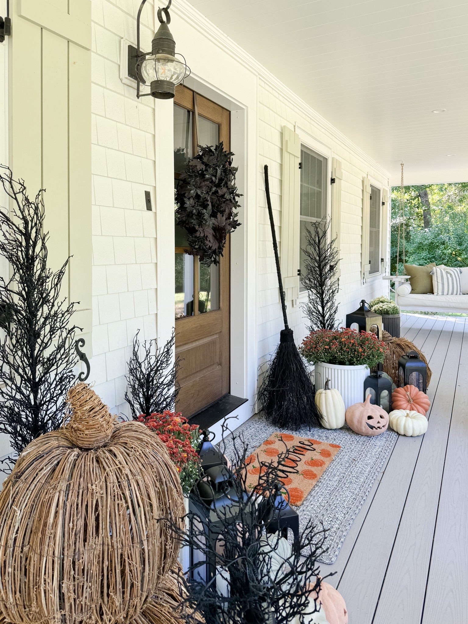 Halloween Inspo

Fall decor, fall home, fall home inspo, fall decorating, fall accents, pumpkins, fall colors, autumn home, autumn decor, autumn inspo, autumn decorating, decor finds, autumn colors, fall color scheme, Halloween decor,  Halloween finds,  Halloween porch,  Halloween inspo,  jack lanterns, spooky season, ghosts 

#LTKHome #LTKStyleTip #LTKSeasonal