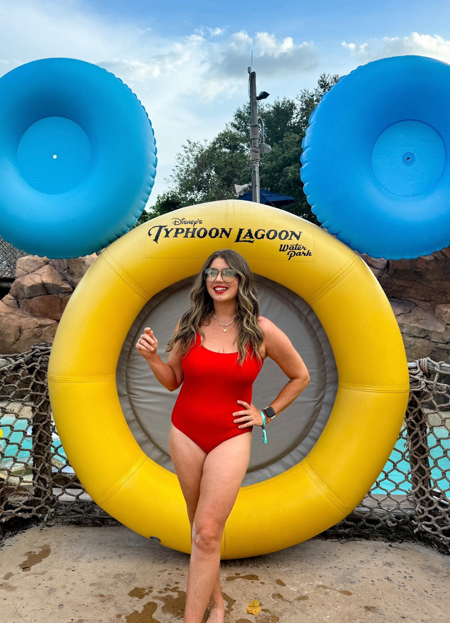 My new favorite one pieces swimsuit in the perfect red 😍❤️✨

#LTKSummerEdit #LTKSeasonal #LTKFindsUnder50