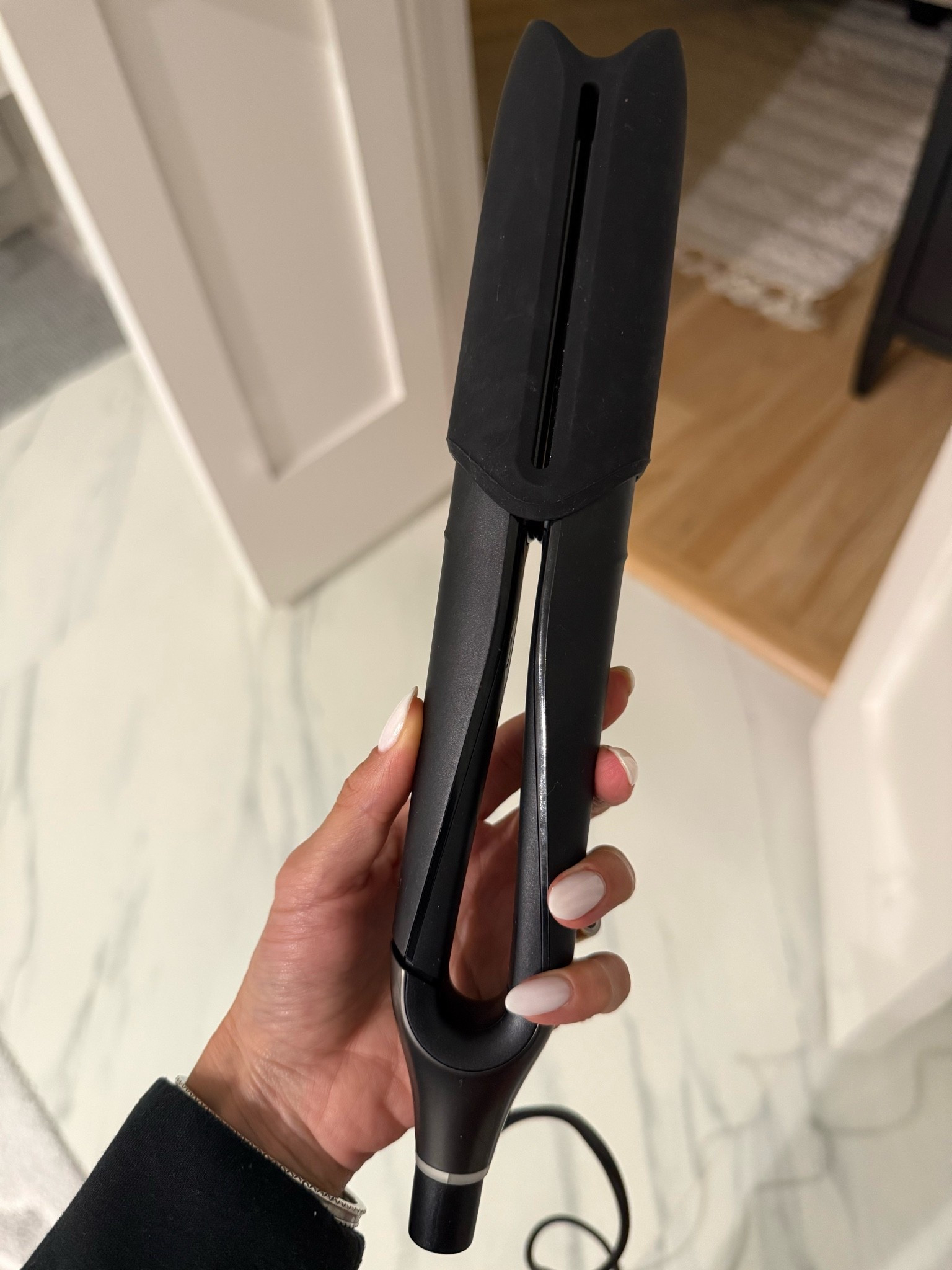 Love this flat iron for smoothing hair