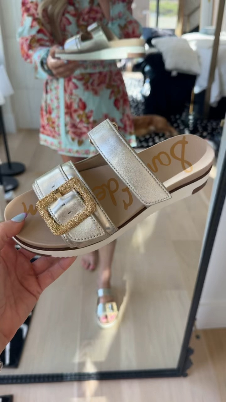 Loving these sandals!! So comfortable and cute!

#LTKdayinmylife #LTKTravel #LTKootd