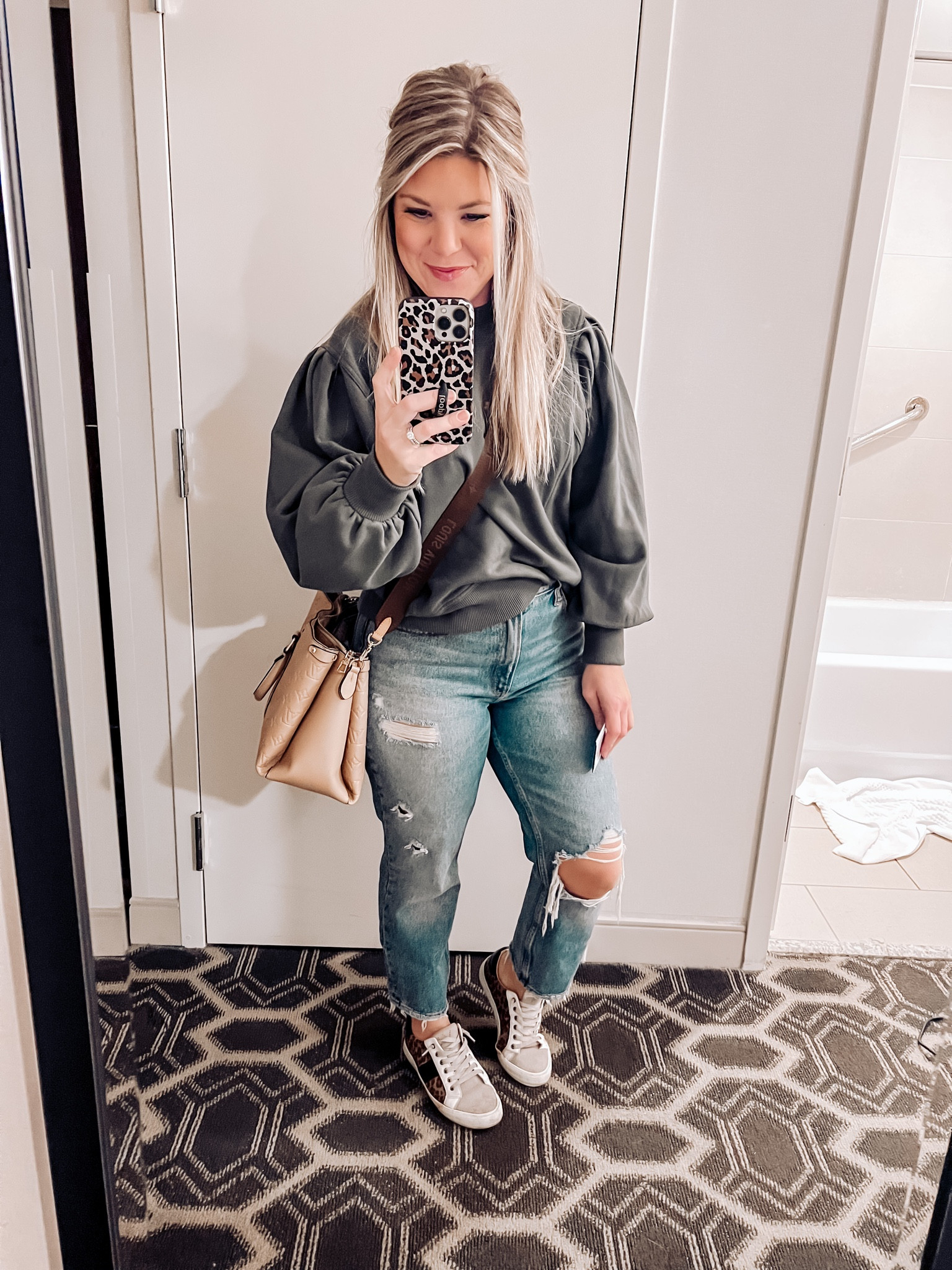 Christmas shopping is almost complete and I feel so good about it! I love a good pair of jeans paired with a comfy shirt for more shopping today ❤️


#LTKunder100 #LTKxAF #LTKsalealert