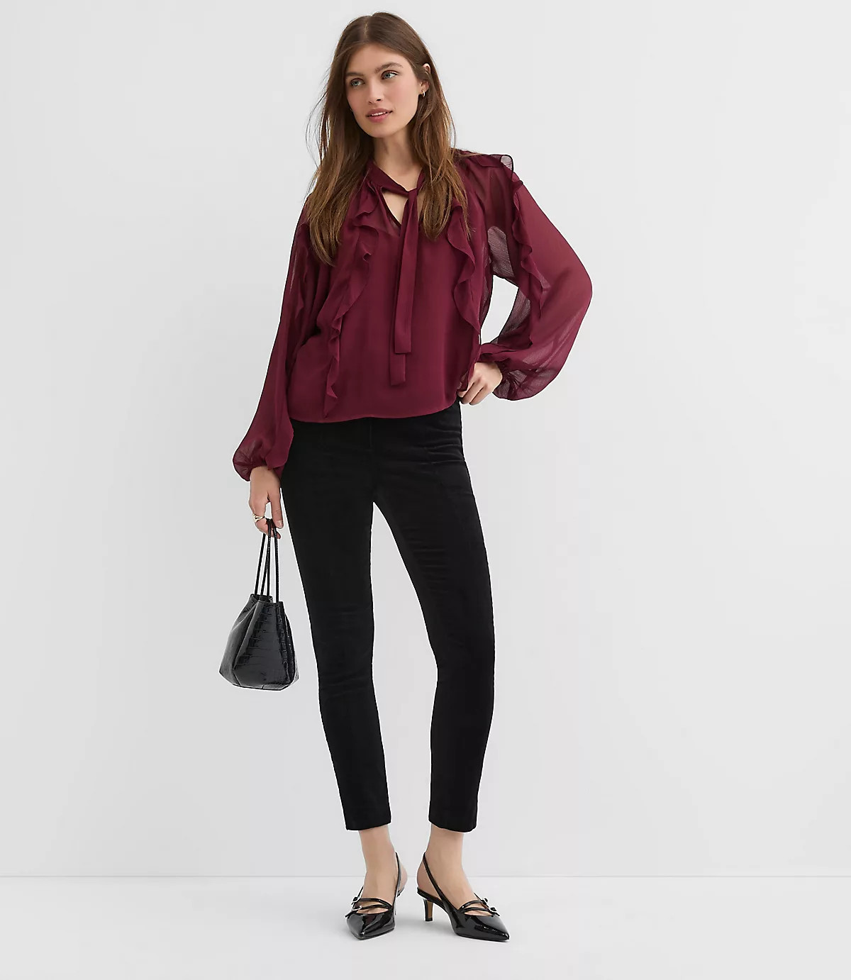 Kendall Skinny Pants in Stretch Velvet | LOFT