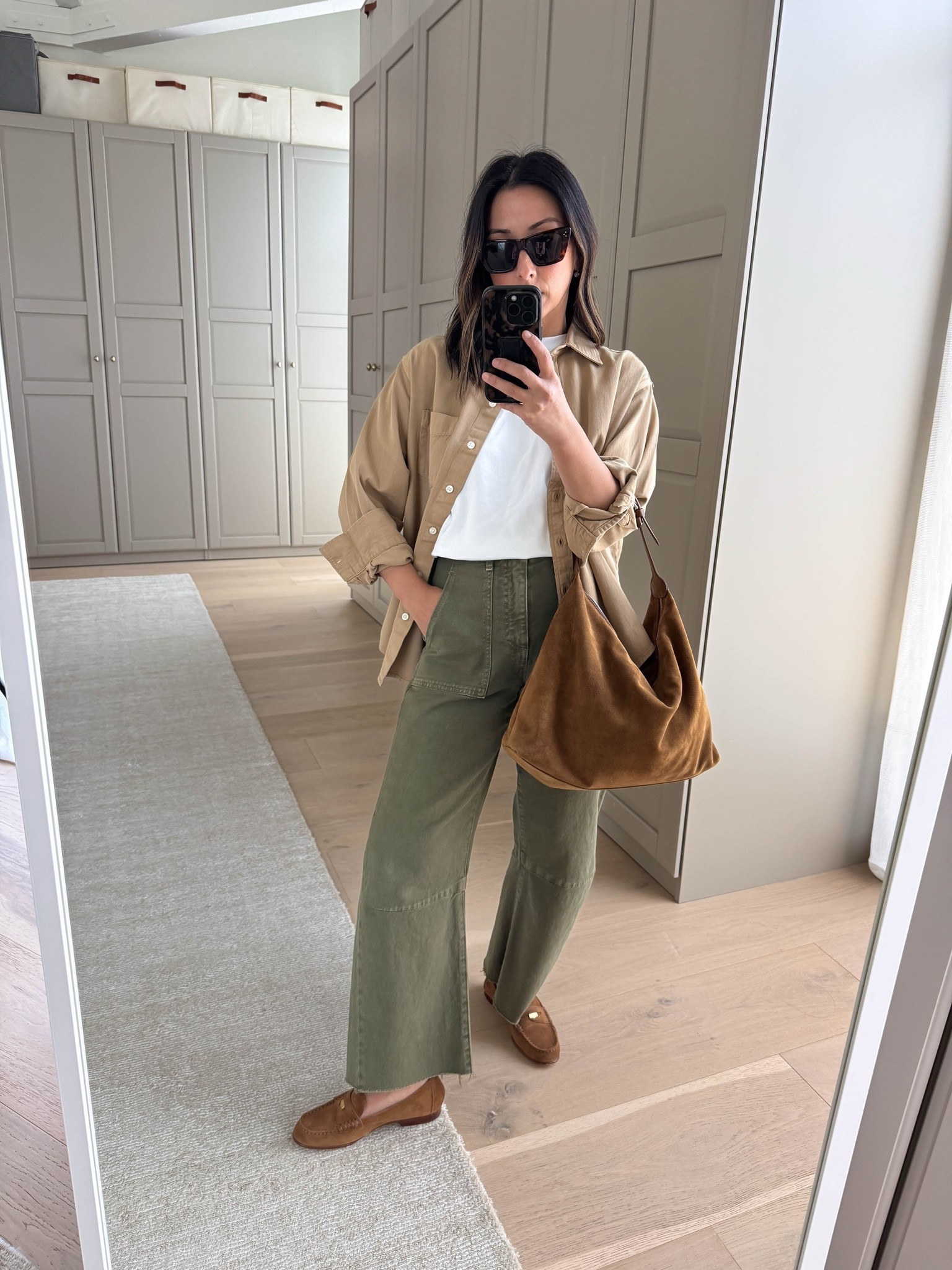 This shirt will make all your outfits feel like fall 🍂. Wear it buttoned up or as a layer. 

Gap shirt petite xs
Aritzia tee medium
Le Jean utility barrels 25
Veronica Beard loafers 5.5
Loeffler shoulder bag - old
Celine sunglasses

#LTKmomlife #LTKOver40 #LTKPetite