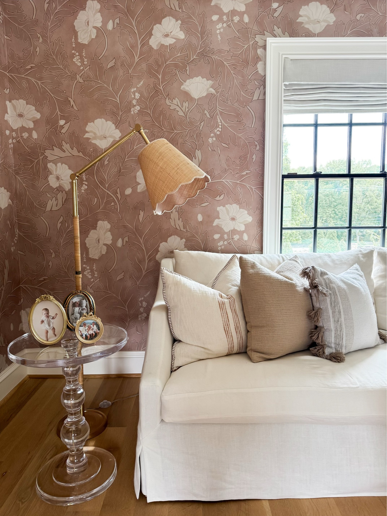 Little girl bedroom 

#LTKKids #LTKHome #LTKStyleTip