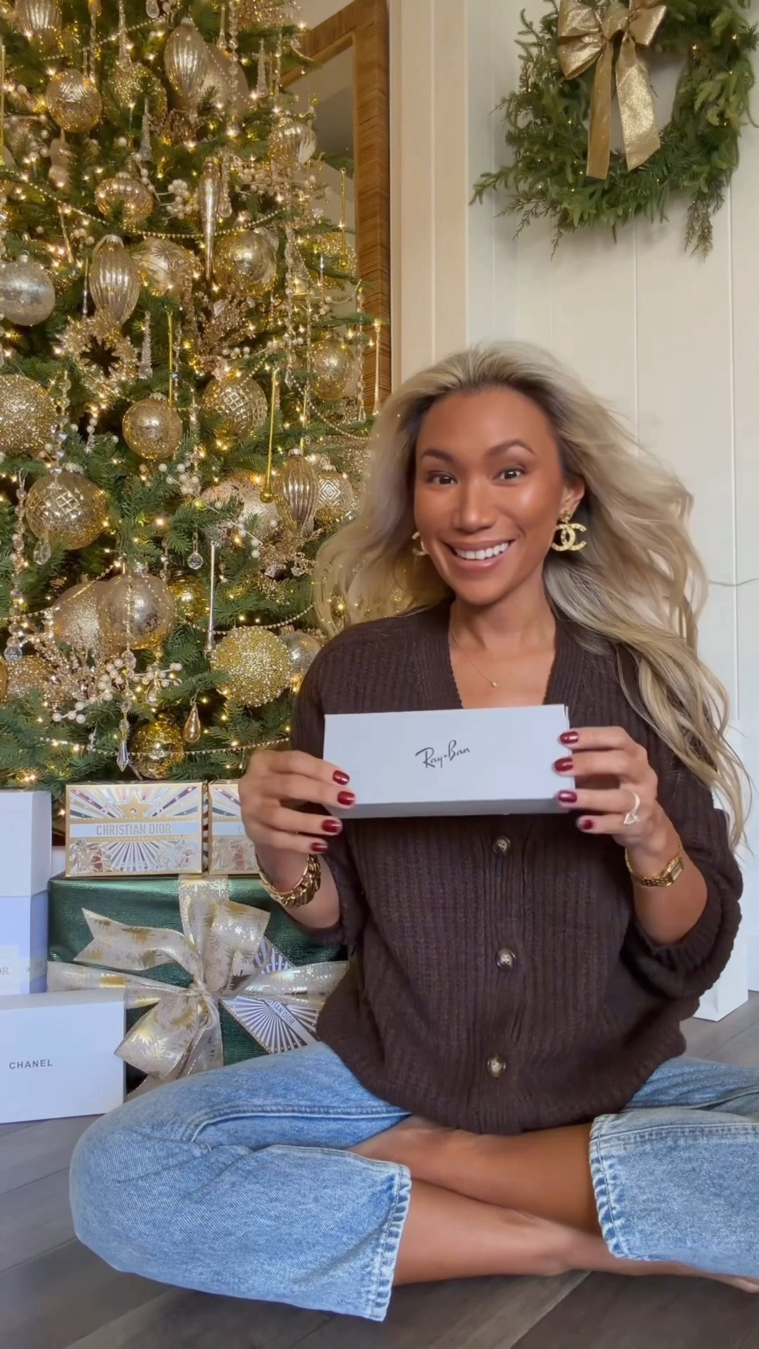 A great great holiday gift.. to yourself! I looove the newest -Raybans! They’re so pretty, on-trend and flattering! 

#LTKSaleAlert #LTKGiftGuide #LTKHoliday