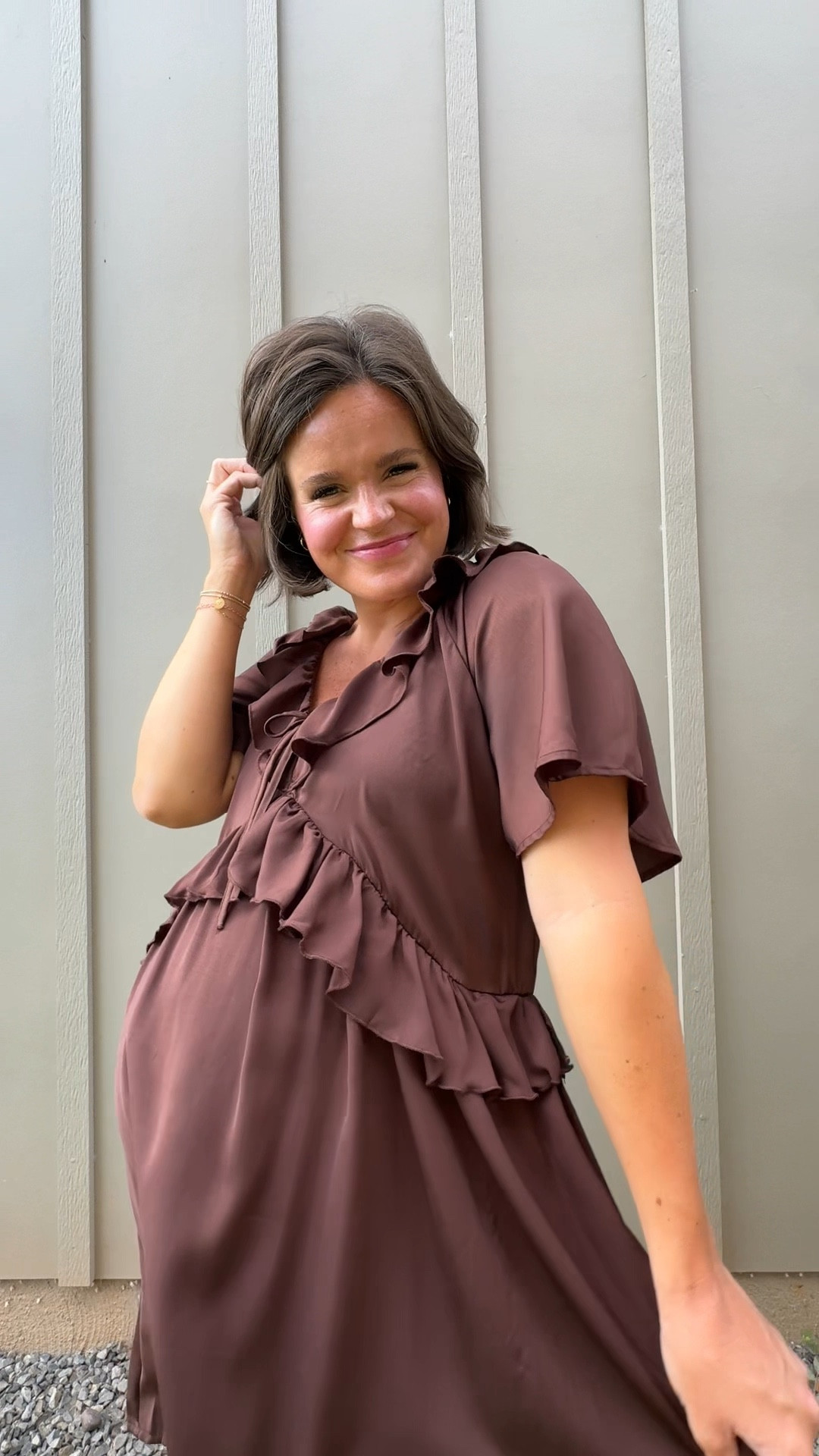 I love this dress! It’s perfect for these fall months that are still so warm. Wearing a large tall for room for my belly and more length ;) need it in the mauve too! soo cute 