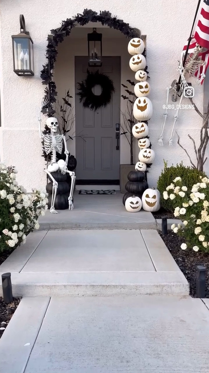 Halloween | Spooky Season | Halloween Decor | Halloween Porch | Halloween idea | Halloween Inspo 

#LTKSeasonal #LTKHome