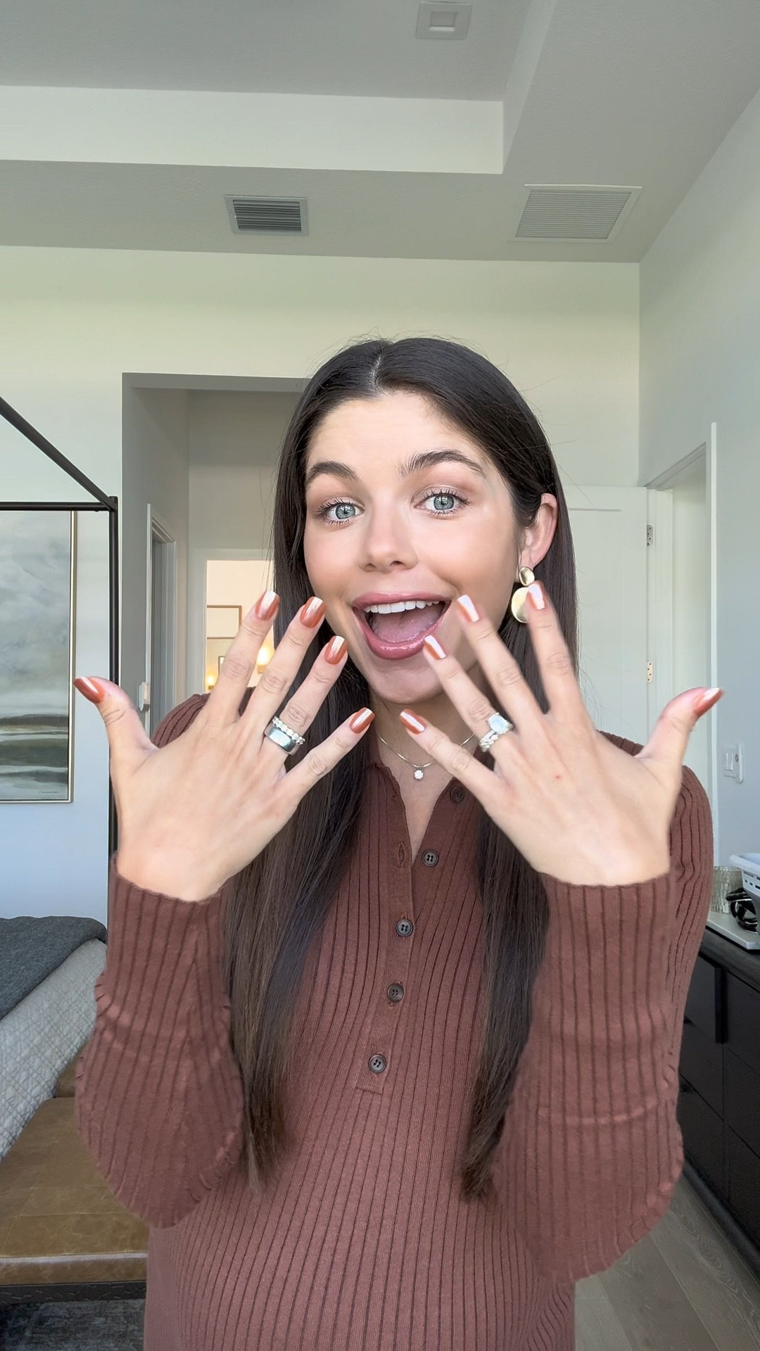 #ad Ready for fall 🍂 @oliveandjune many great colors for fall! Budget-friendly, fast, and mess-free application 🧡 
@target
#oliveandjunepartner #targetpartner #target #diynails #nailtok  #diymani