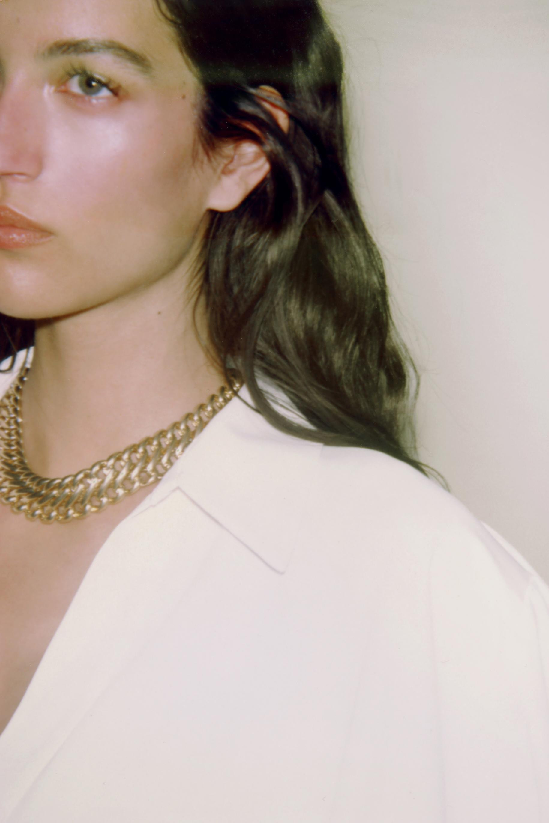 ASYMMETRIC PLEATED HEM SHIRT | Zara US