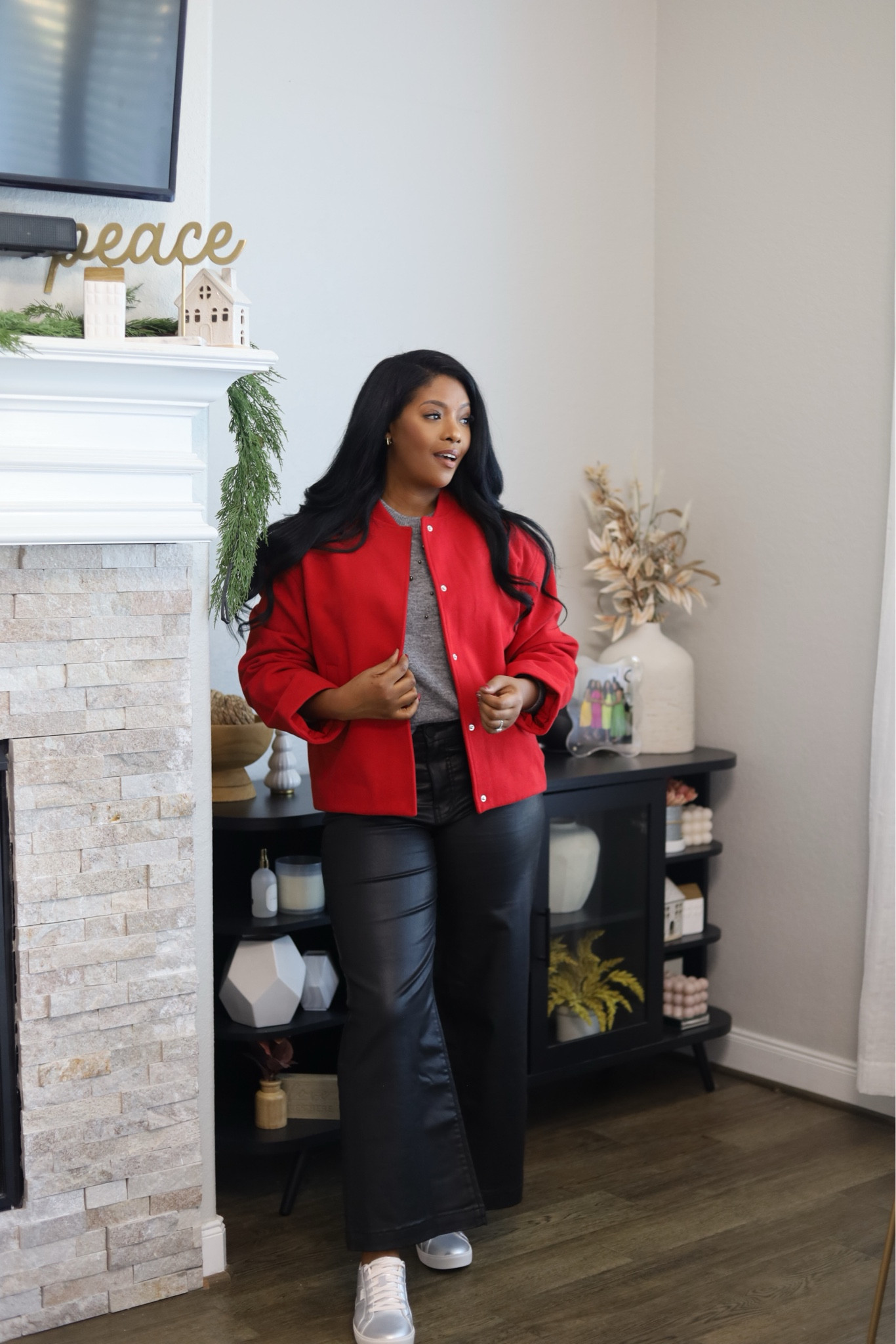 Sanctuary red bomber jacket! Loooove this Thanksgiving look 

#LTKCyberWeek #LTKHoliday #LTKSaleAlert