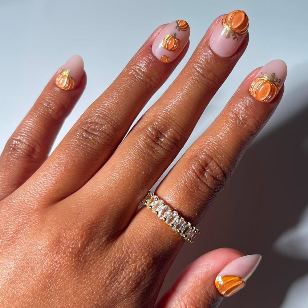 Glamnetic Halloween Press On Nails, Short Oval Cat-Eye, Golden Gourds | Amazon (US)