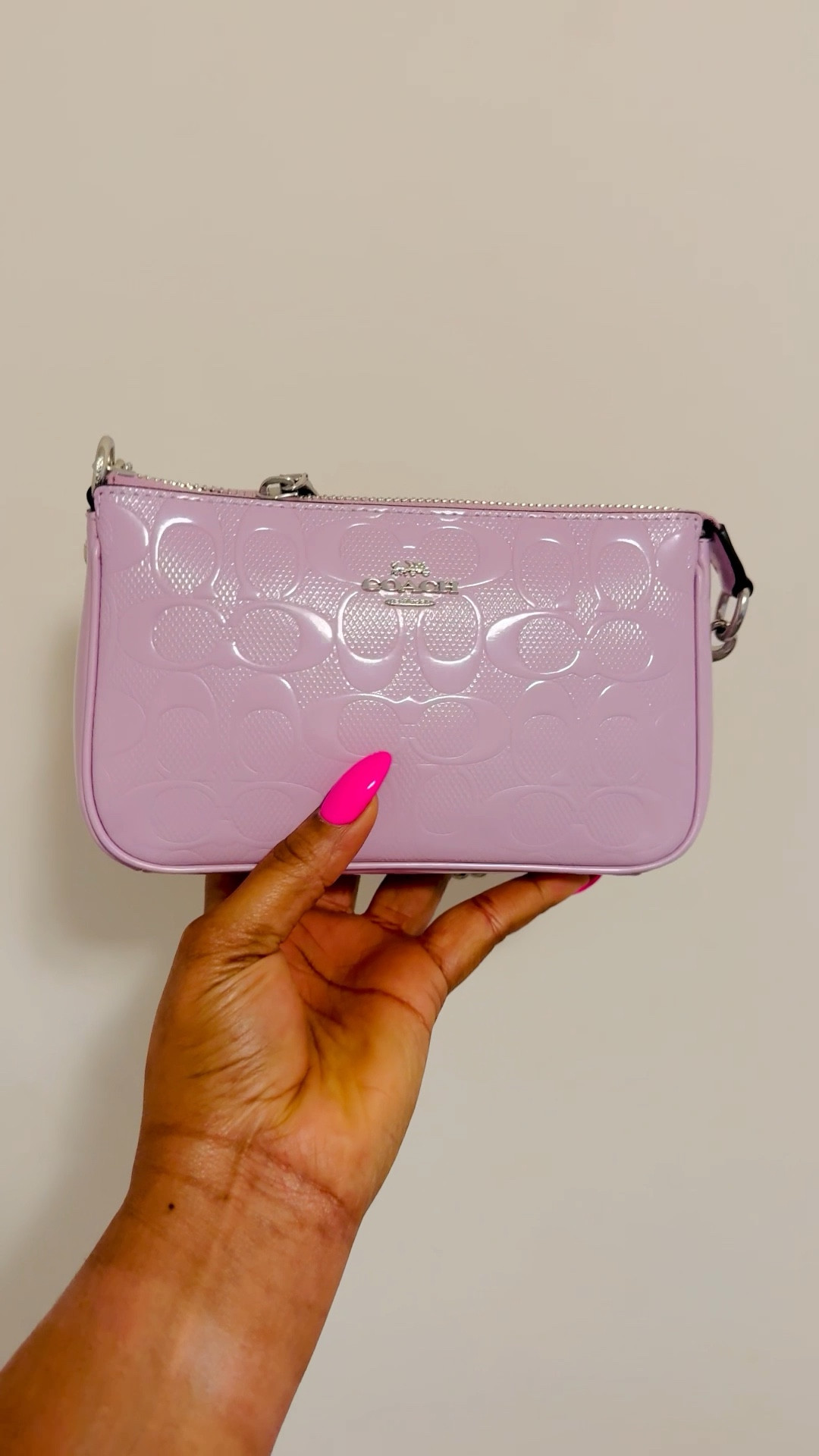 My youngest daughter got this adorable little bag from her big sister for her 9th birthday. It’s currently on sale right wnow

#LTKsale #LTKbag