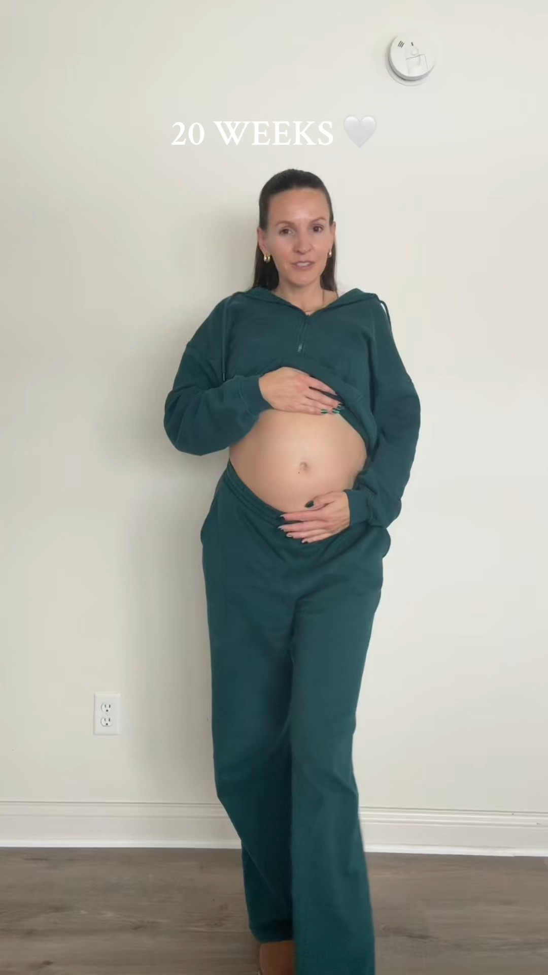20 weeks pregnant loungewear OOTD

#LTKFindsUnder50 #LTKBump #LTKTall