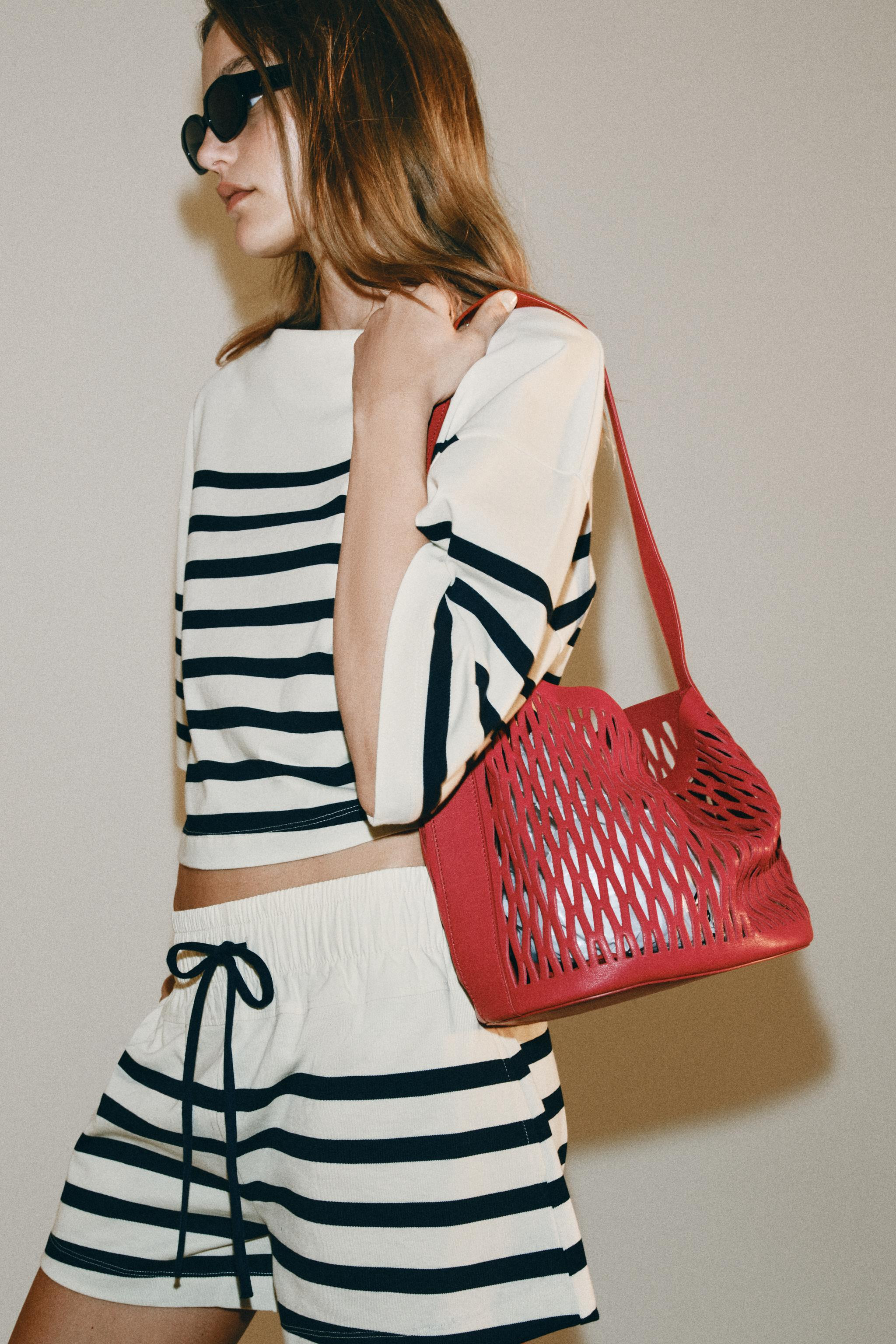 STRIPED T-SHIRT | Zara US