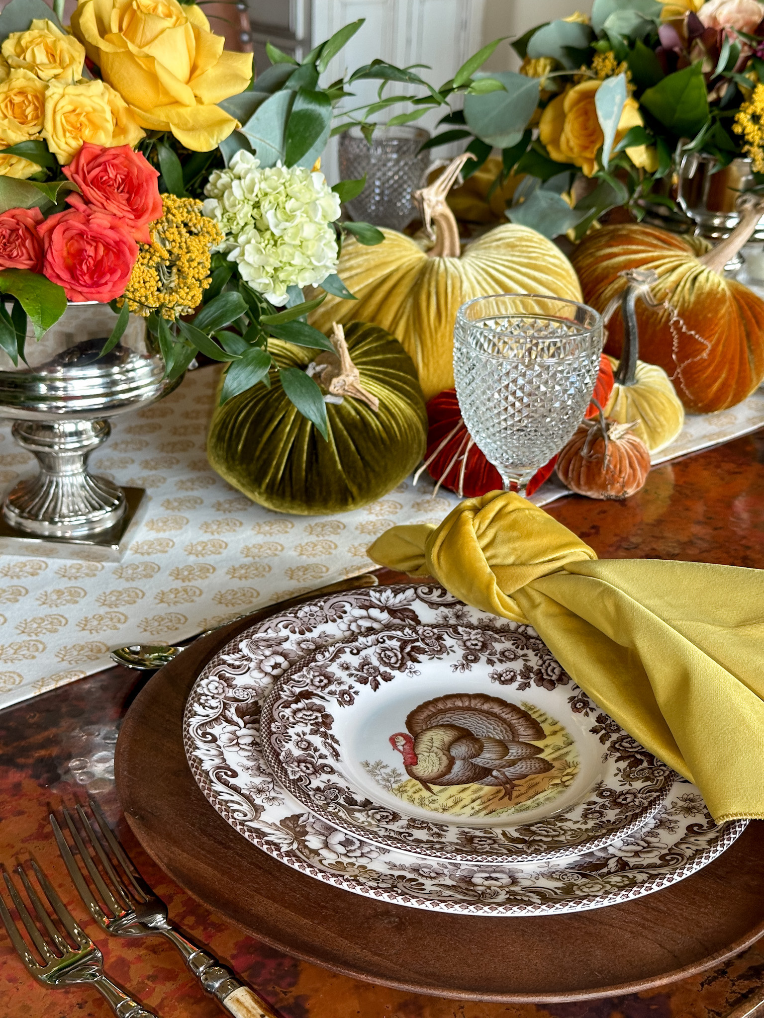 Elegant Thanksgiving Tablescape - Velvet Pumpkins & Turkey Plates 

 

#LTKHoliday #LTKSeasonal #LTKHome
