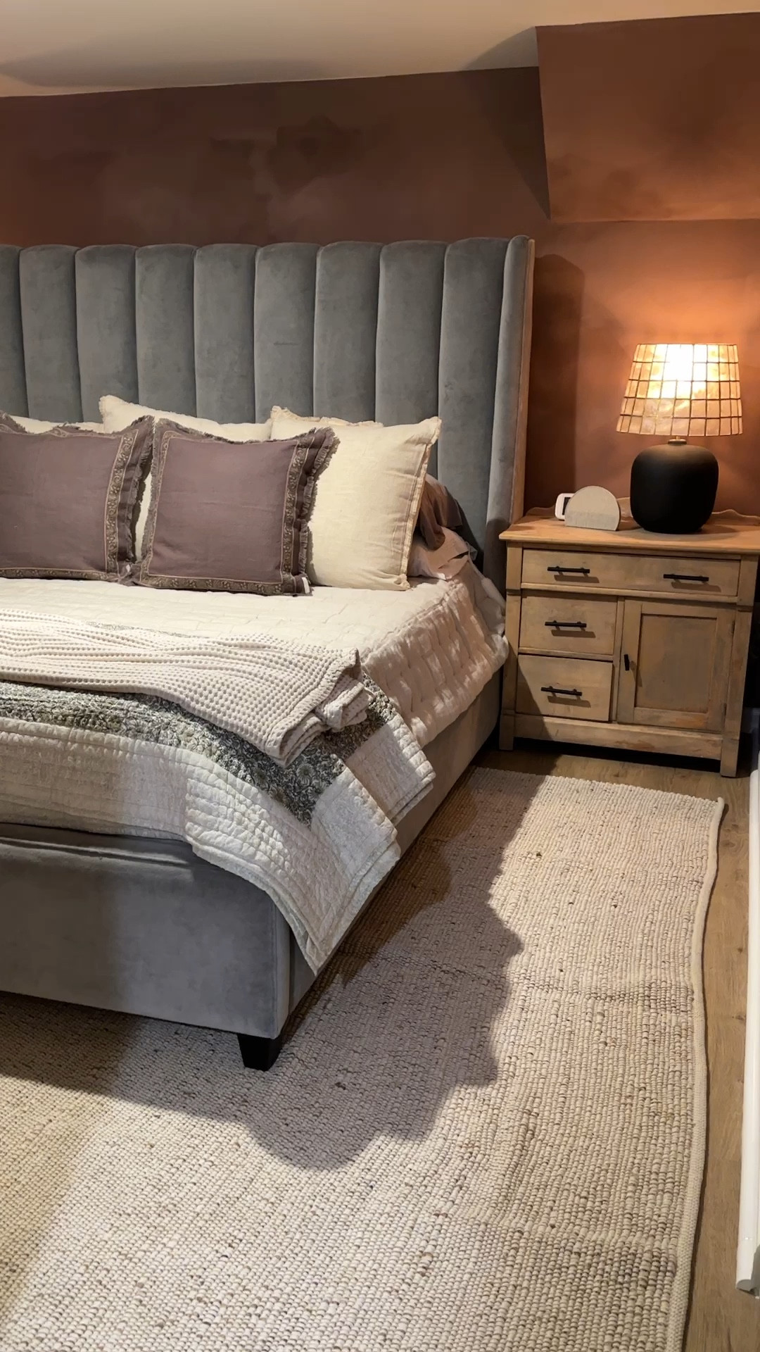 Primary Bedroom Details 🖤 #bedding #bedroom

#LTKFamily #LTKHome #LTKFindsUnder100