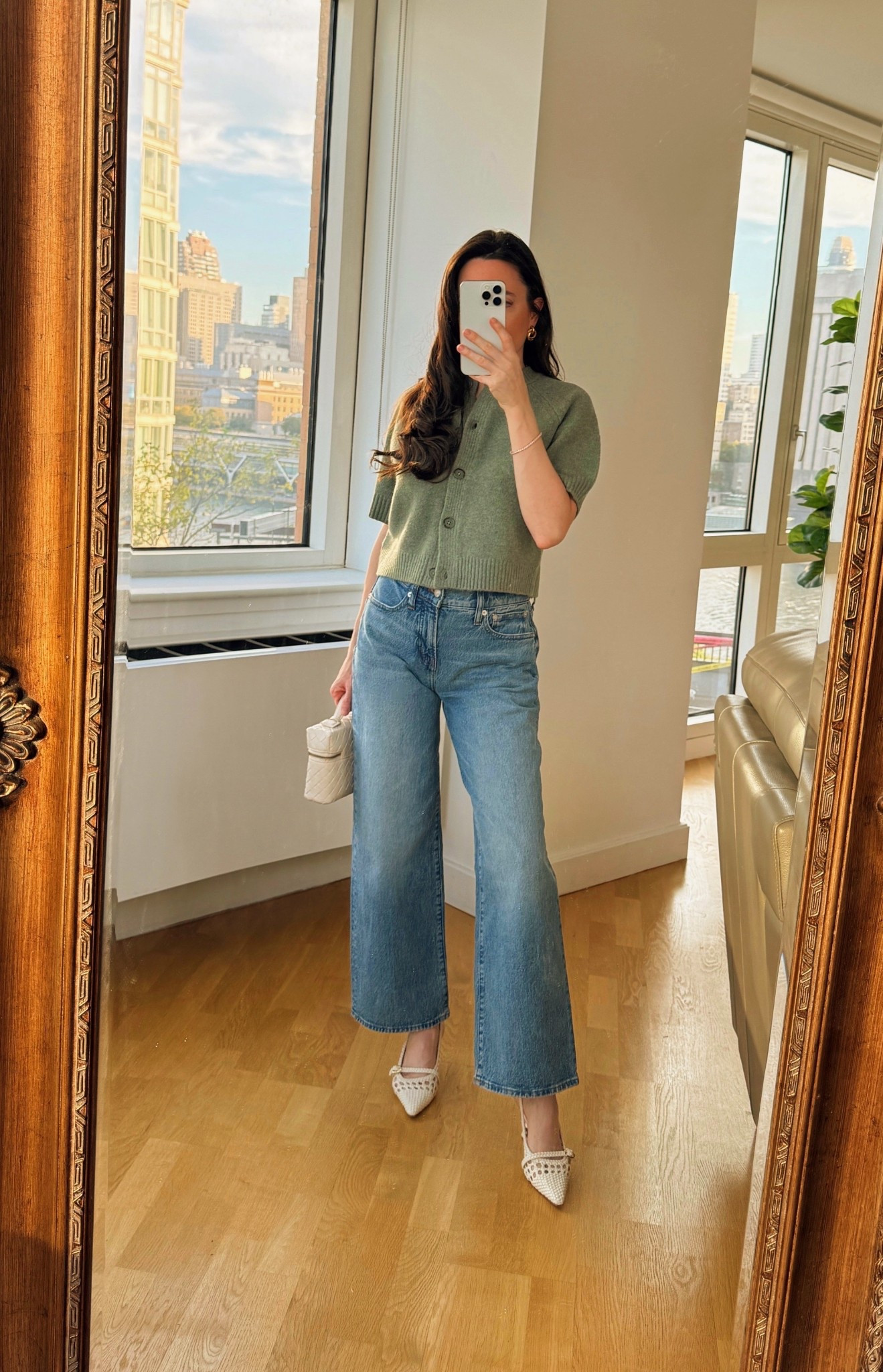 jeans 25 petite
green sweater xs

#LTKStyleTip #LTKFallSale