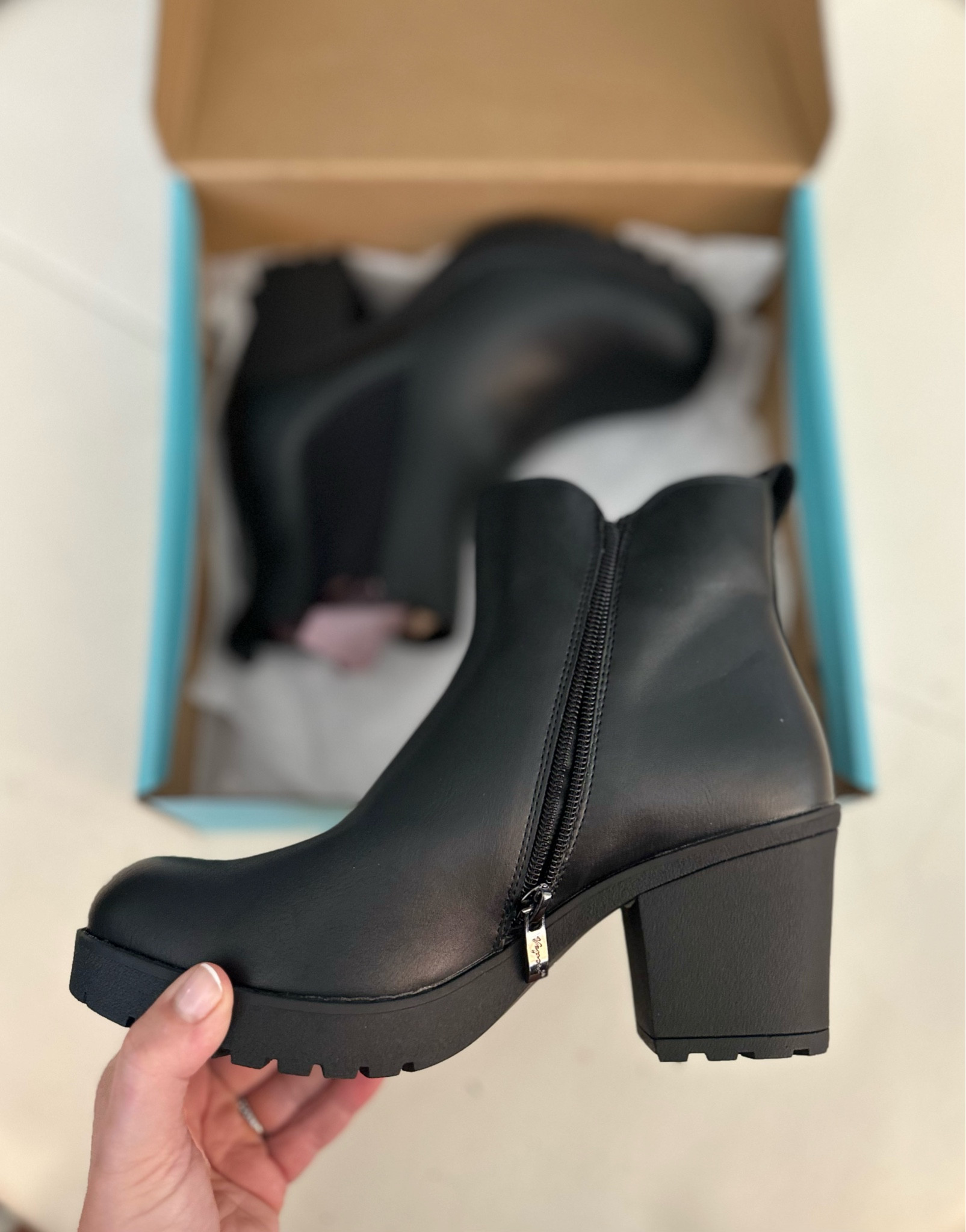 I am loving these boots, can’t wait to style  them and post some photos !

#LTKshoecrush #LTKSeasonal #LTKmidsize