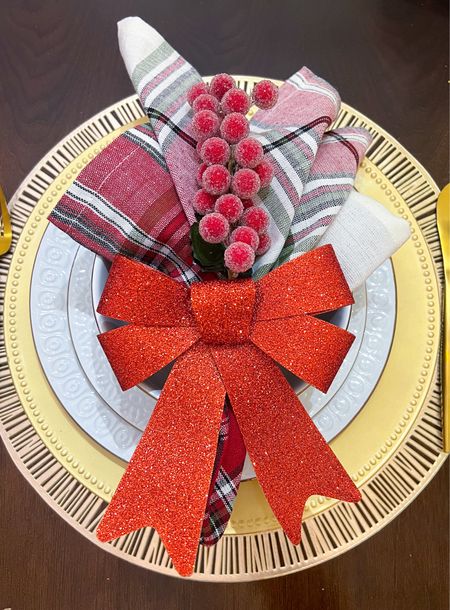 This table setting is chic yet affordable 💗 shop the pic below! 

#tablesetting #christmasdecor #christmastable 

#LTKSeasonal #LTKHoliday #LTKhome