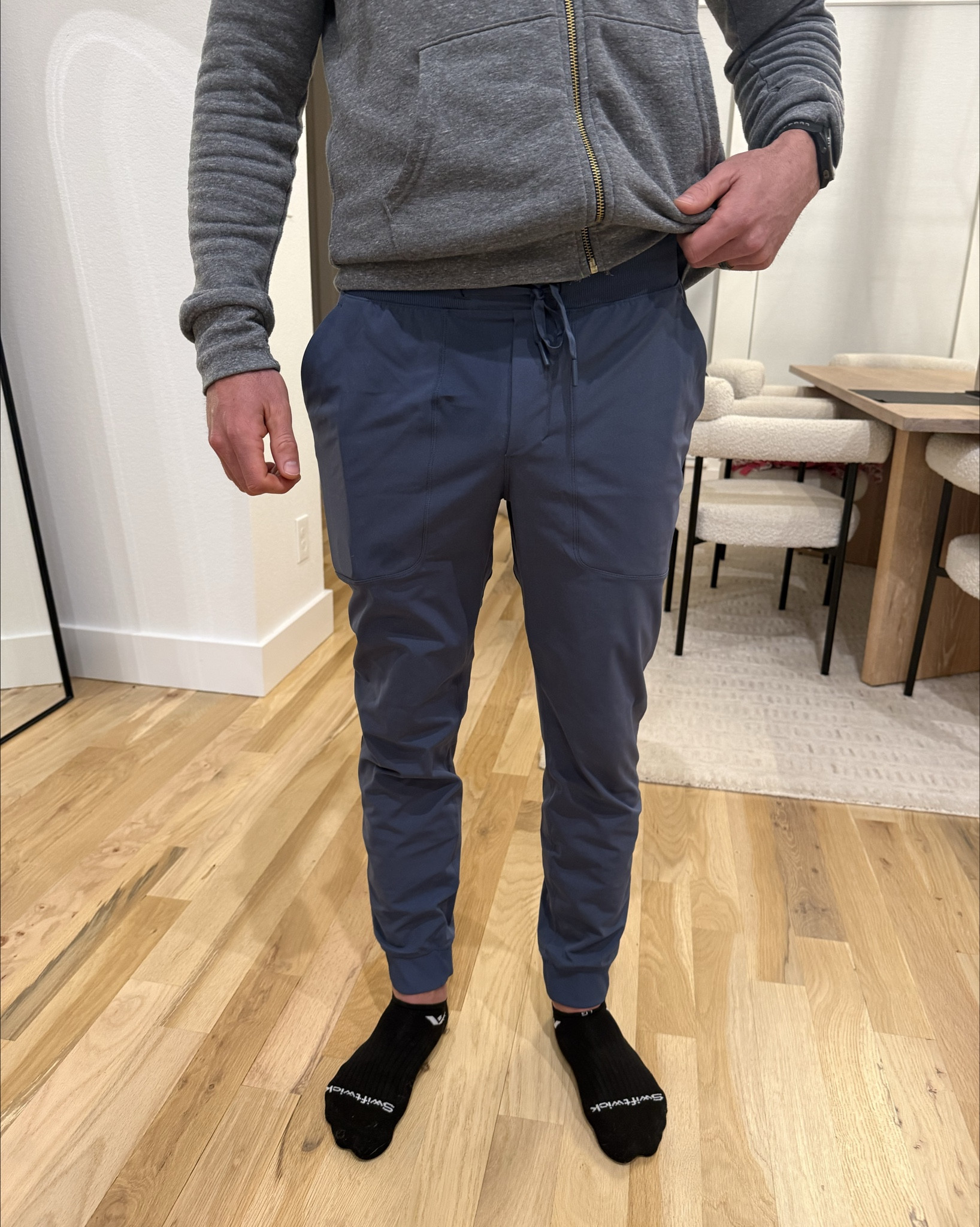 Got Bryant these slim fit lululemon joggers and they fit so well! Make a great holiday gift. He’s 6’ and size m


#LTKGiftGuide #LTKFindsUnder100 #LTKMens