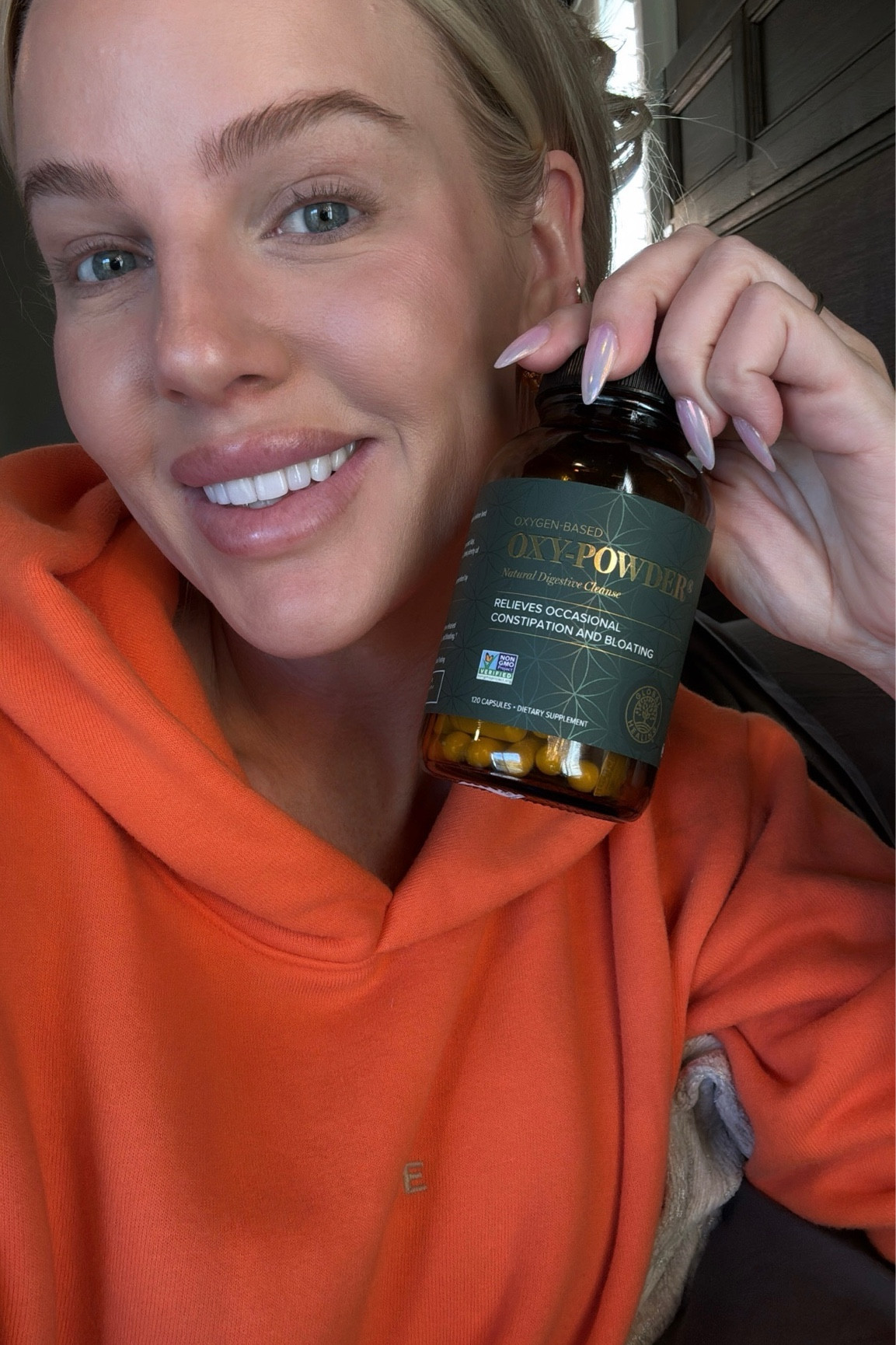 @Globalhealingofficial is an absolute staple in my daily routine. The Oxy-powder imparticular helps alleviate fullness while supporting proper digestion. They have so many great products to support overall health and wellness, I'm obsessed.